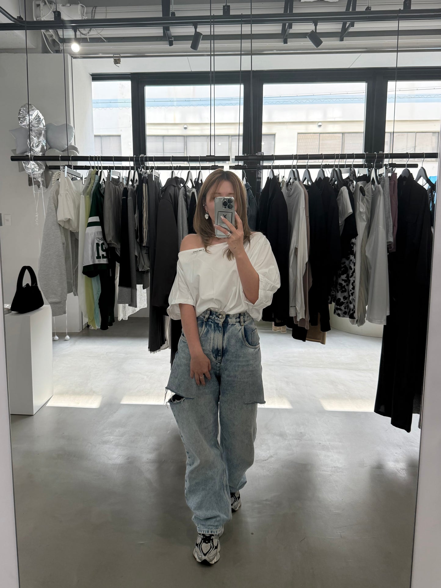 DROP SHOULDER BLOUSE