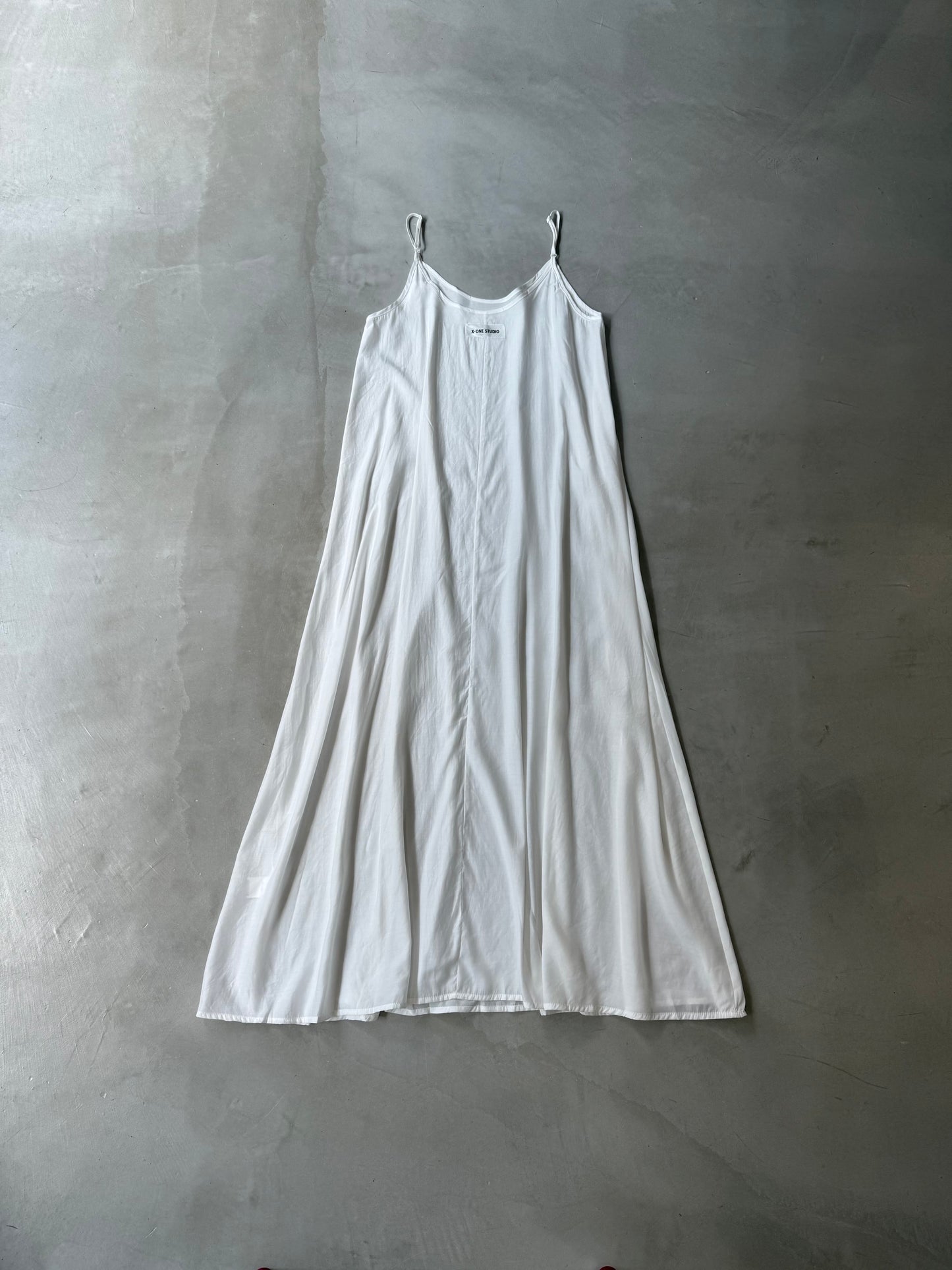 SATIN LONG DRESS "WHITE"