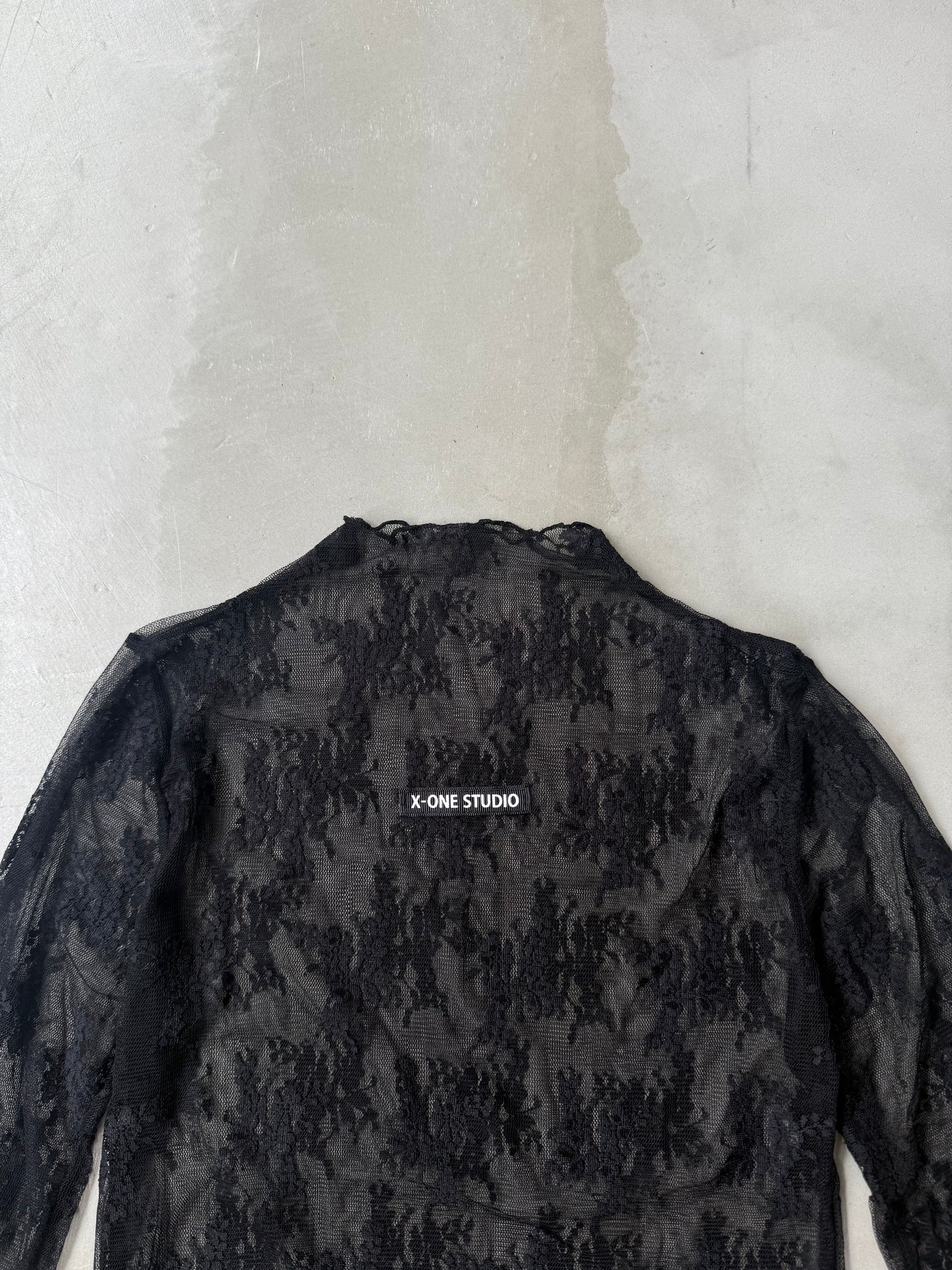 SHEER LACE TOP "BLACK"