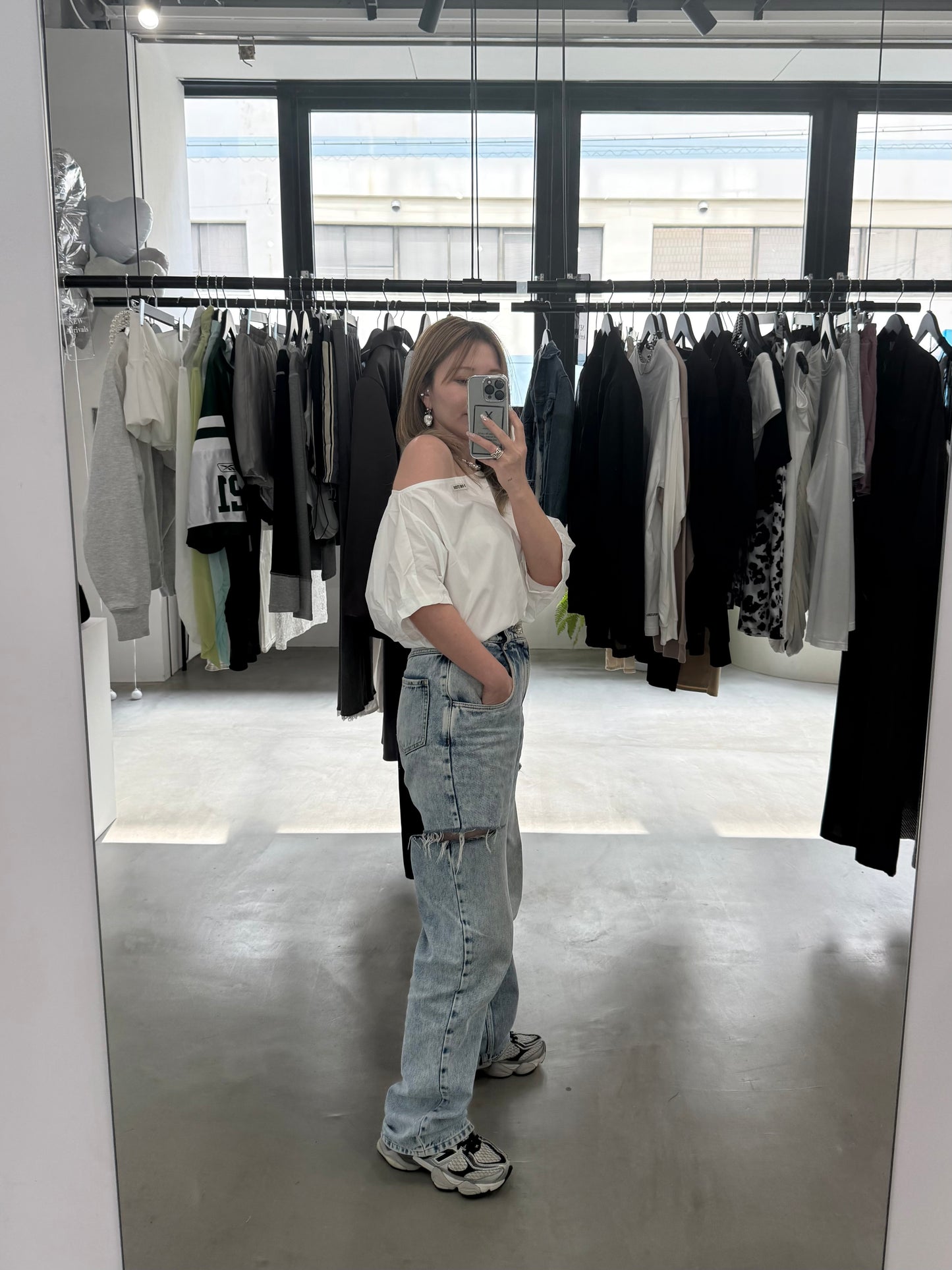DROP SHOULDER BLOUSE