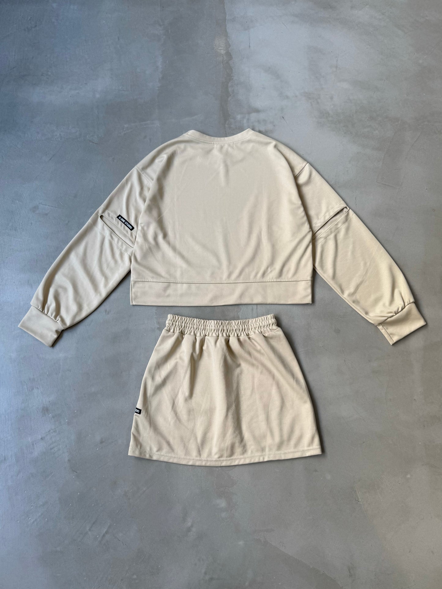 CUT OUT SWEAT SETUP "SAND"