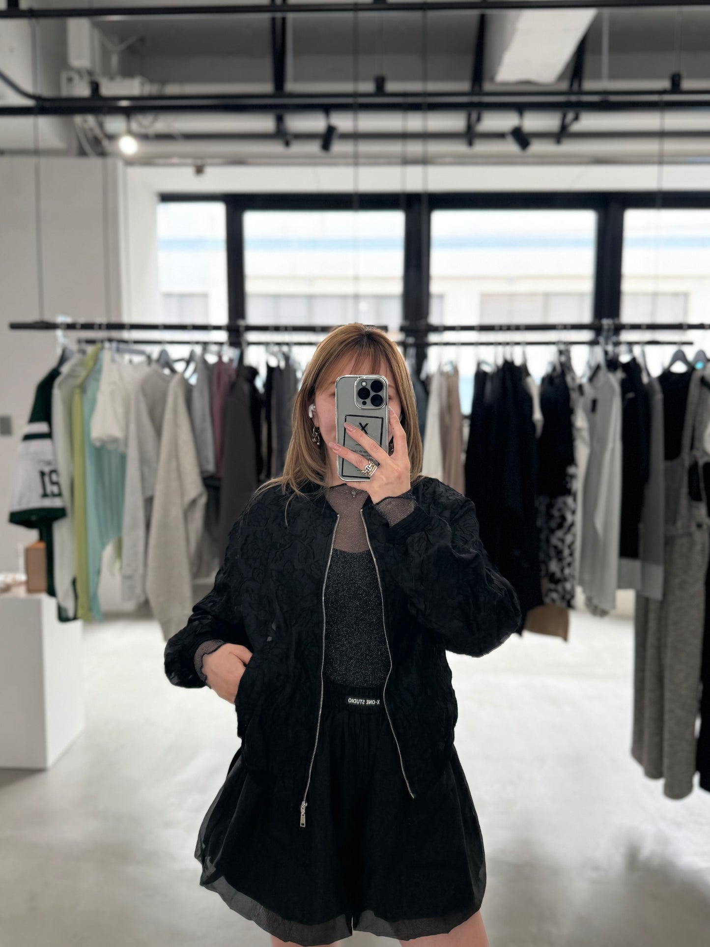 SHEER BOULSON "BLACK"