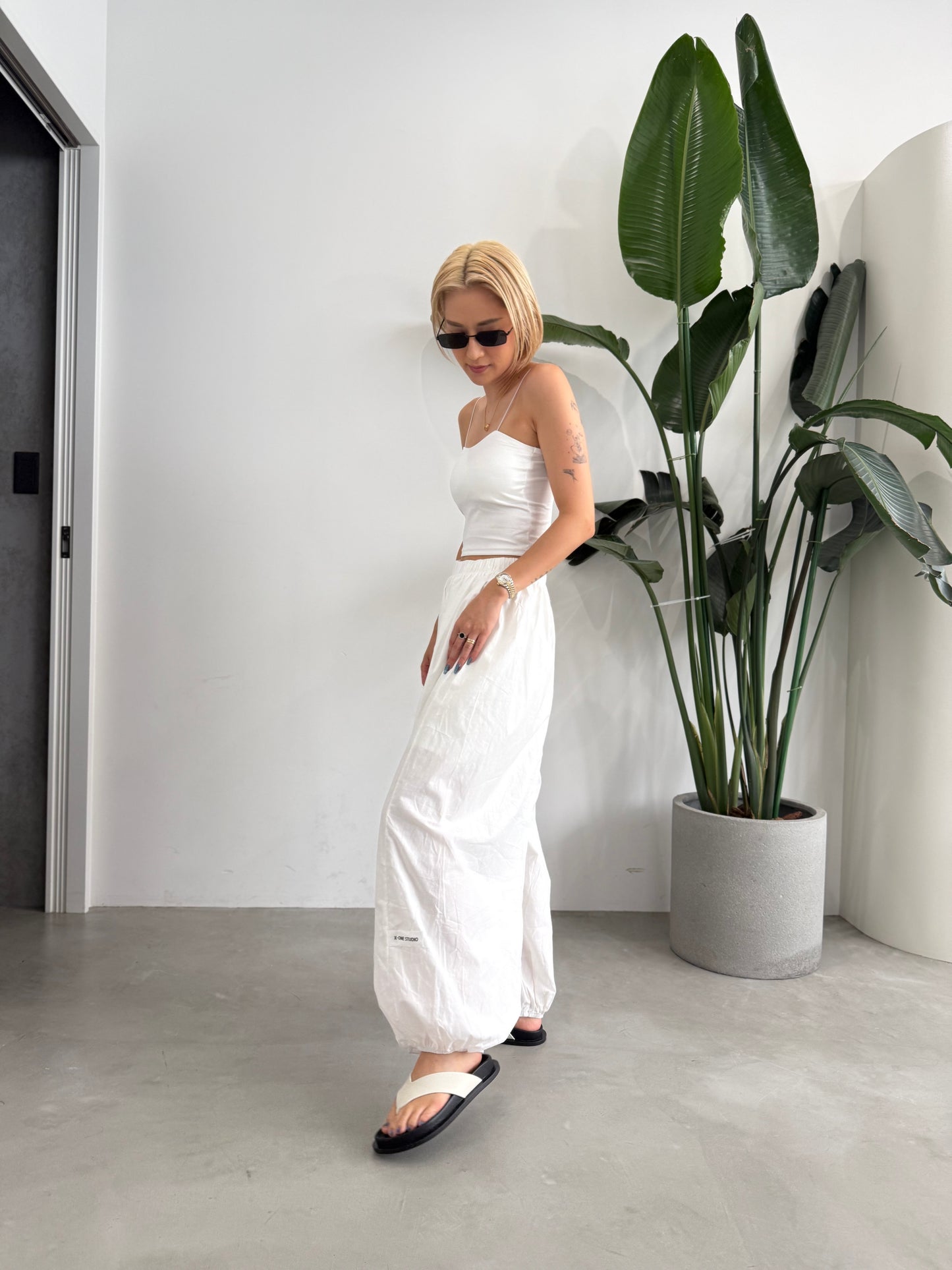 ALADDIN FIT PANT "WHITE"