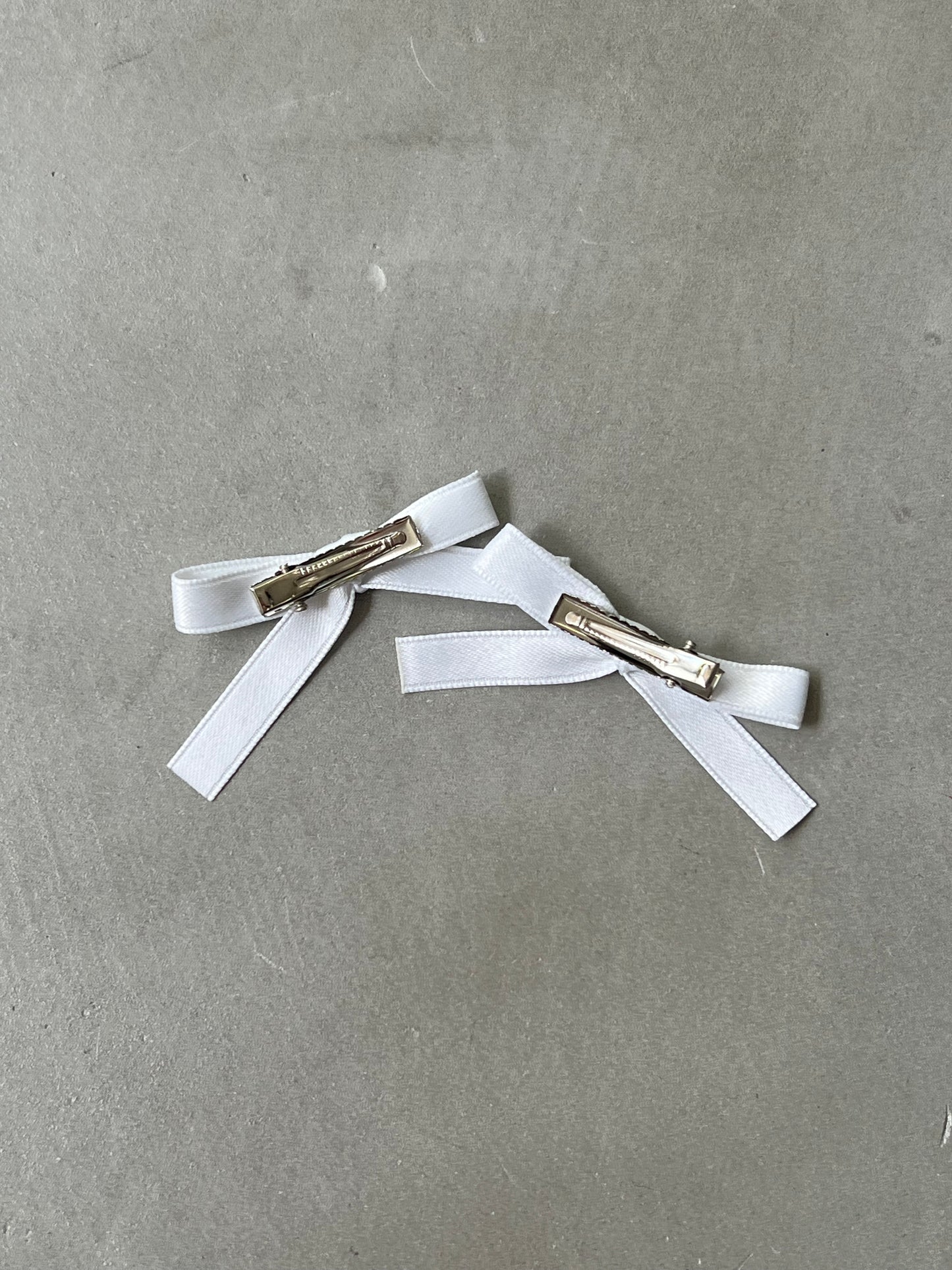 LADY RIBBON CLIP "WHITE"