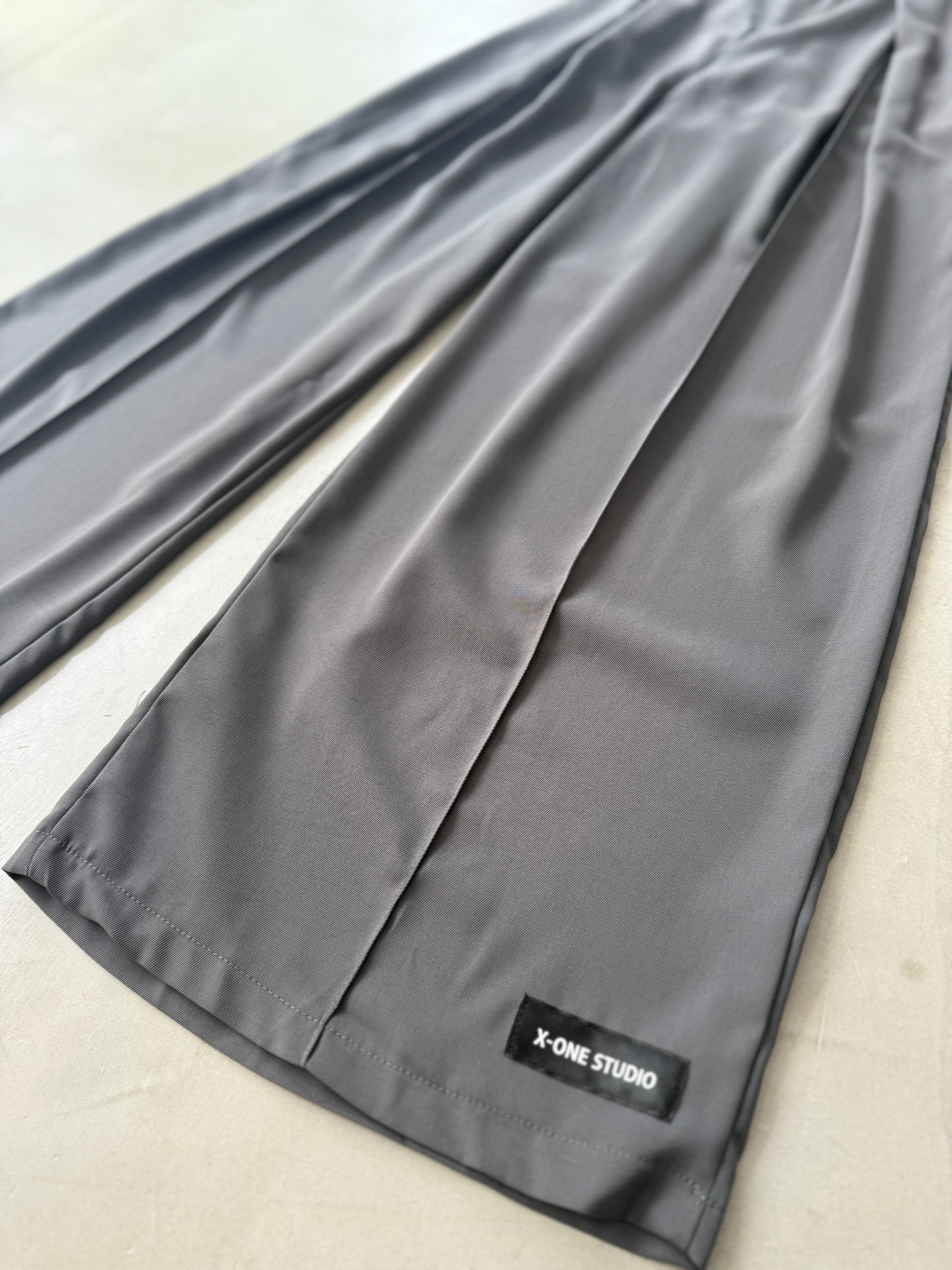 W TUCK WIDE PANTS "GRAY"