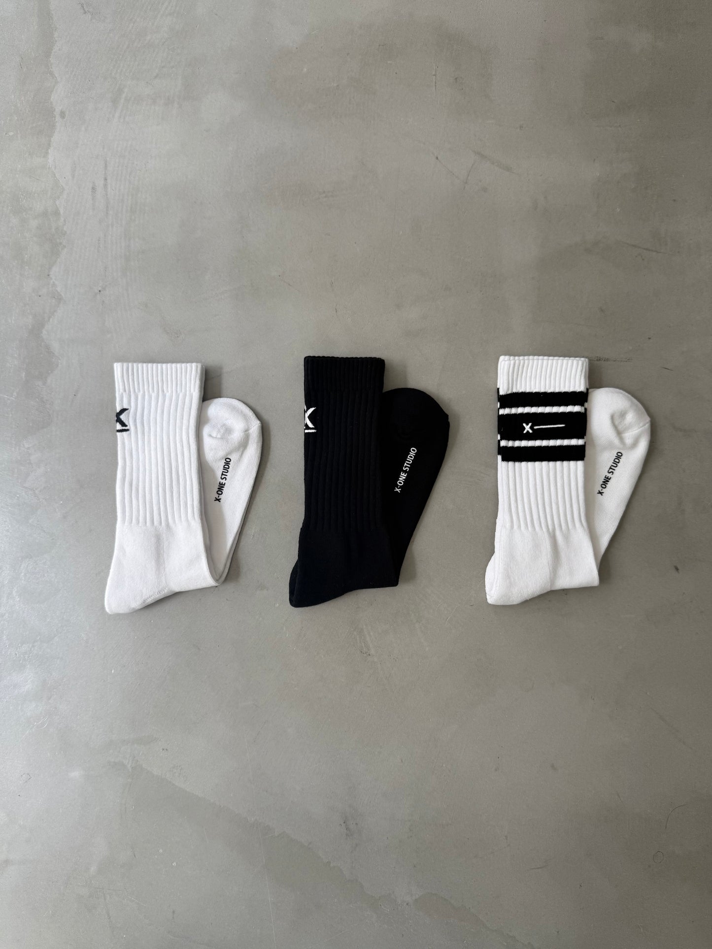 X-ONE LOGO SOCKS "LINE"