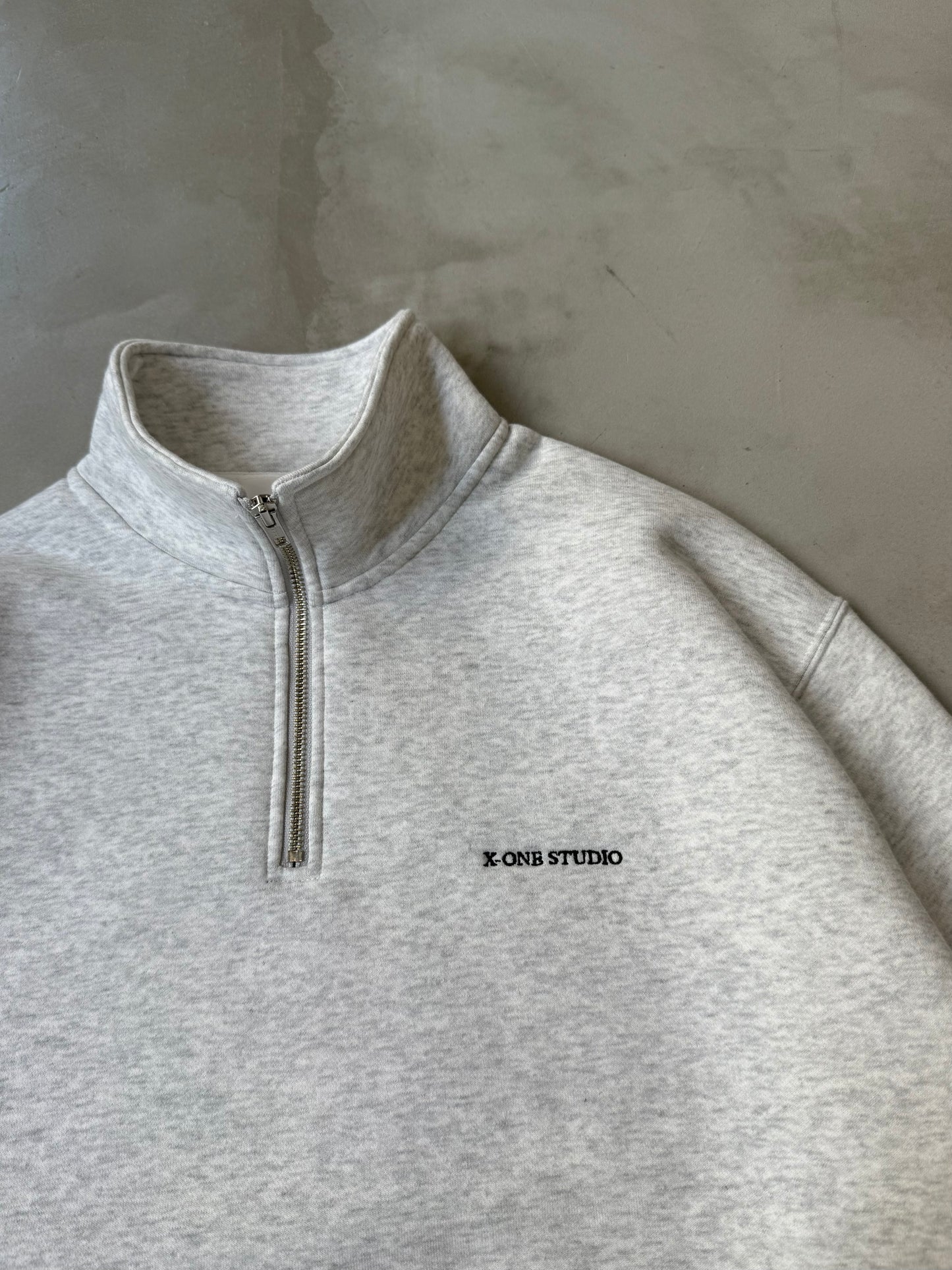 X-ONE HALF ZIP UP "ASH"