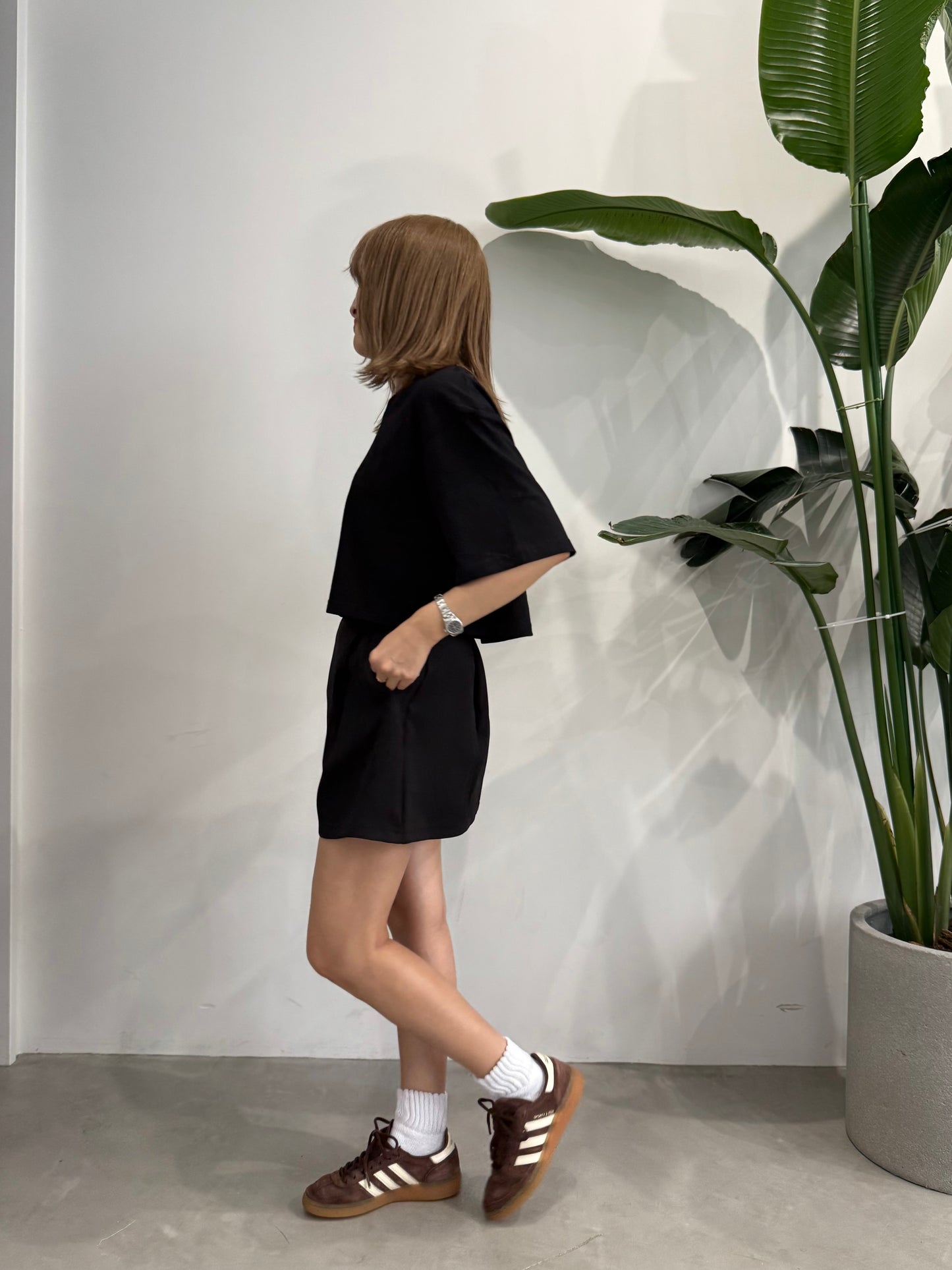 DOUBLE TUCK FLARE SKORT "BLACK"