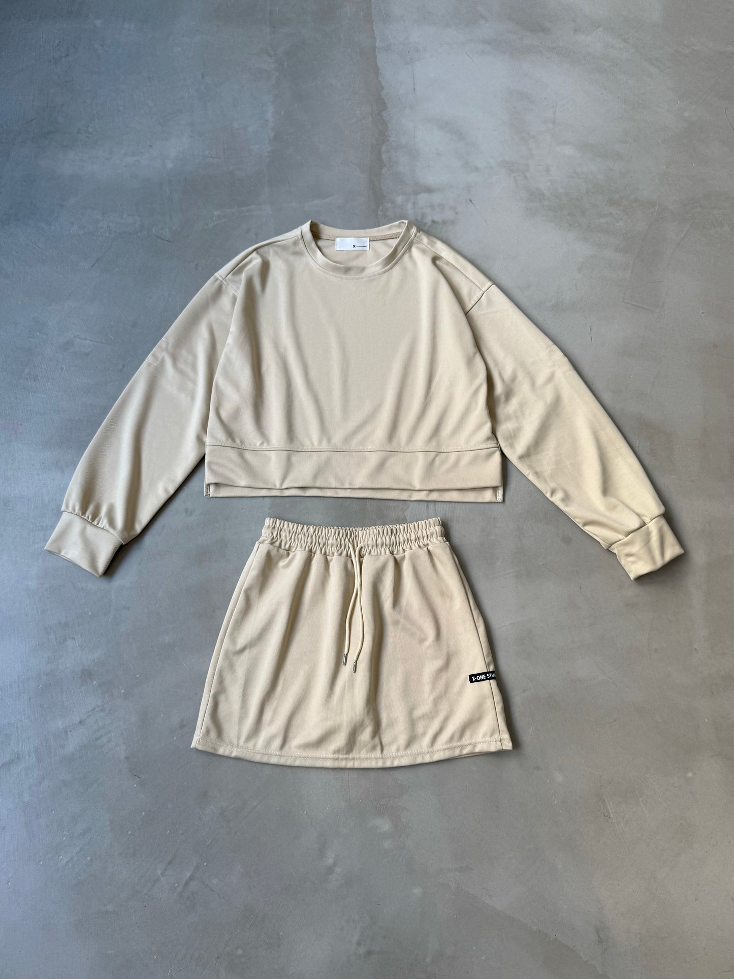 CUT OUT SWEAT SETUP "SAND"