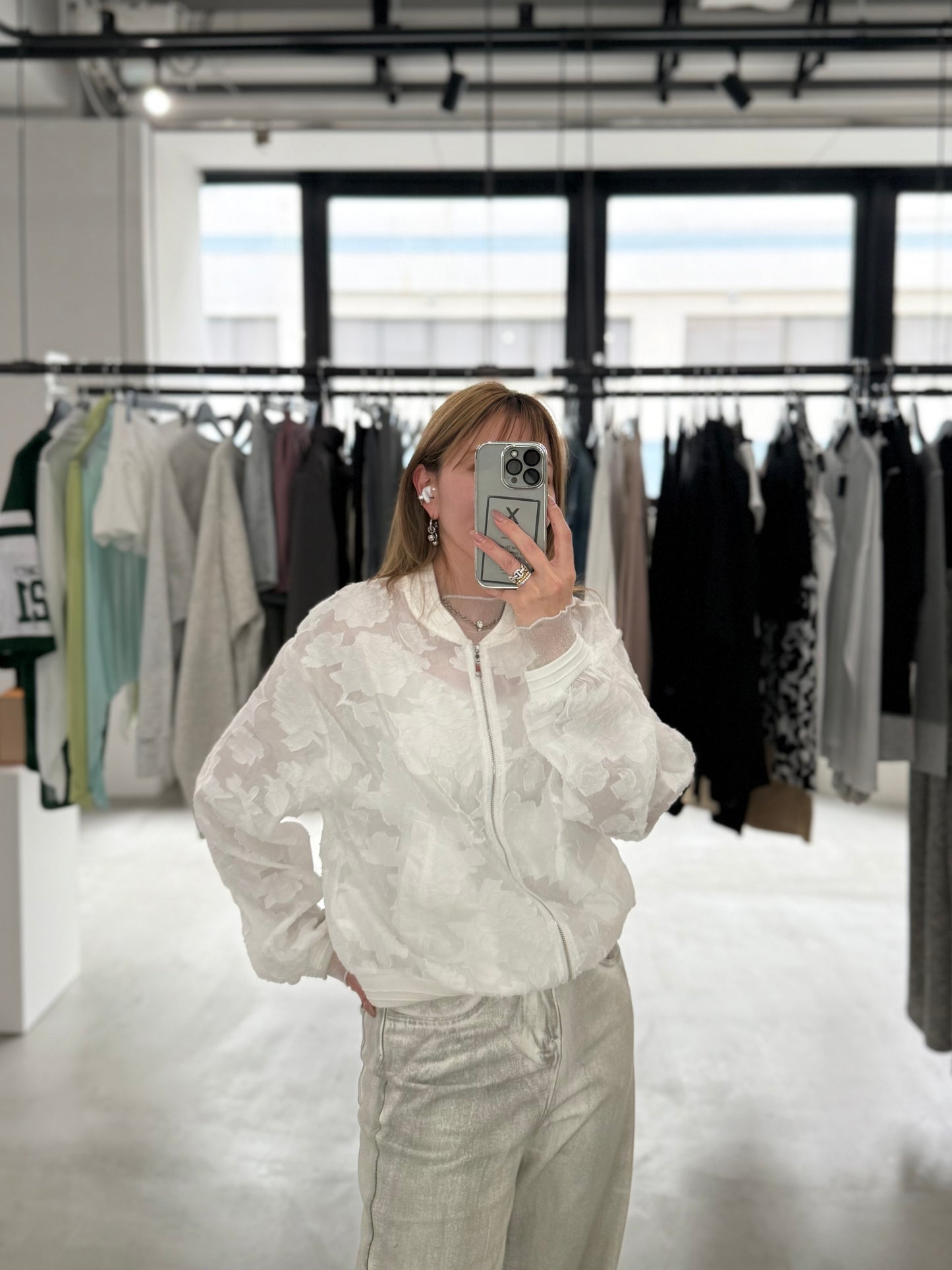 SHEER BOULSON "WHITE"