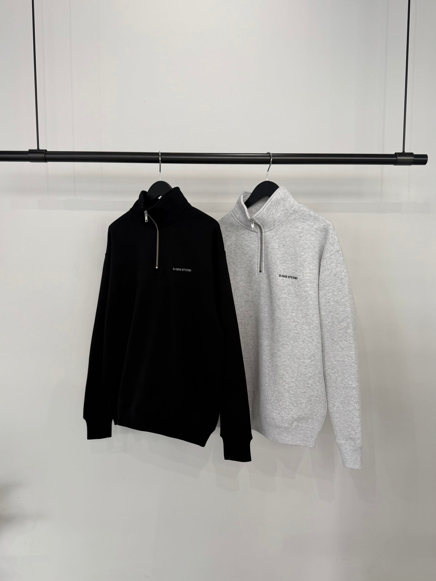 X-ONE HALF ZIP UP "ASH"