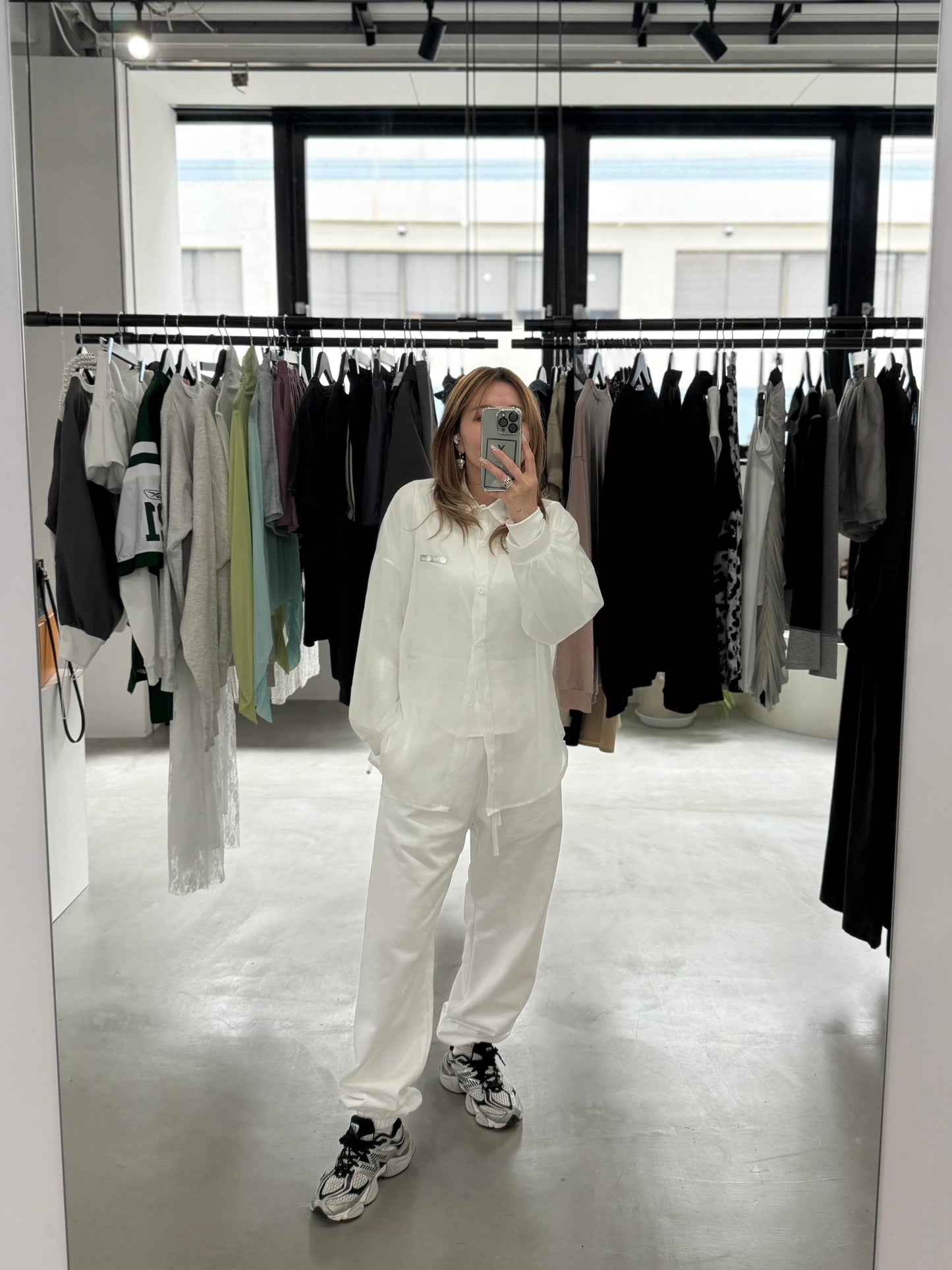 AIRY SHEER SHIRT "WHITE"