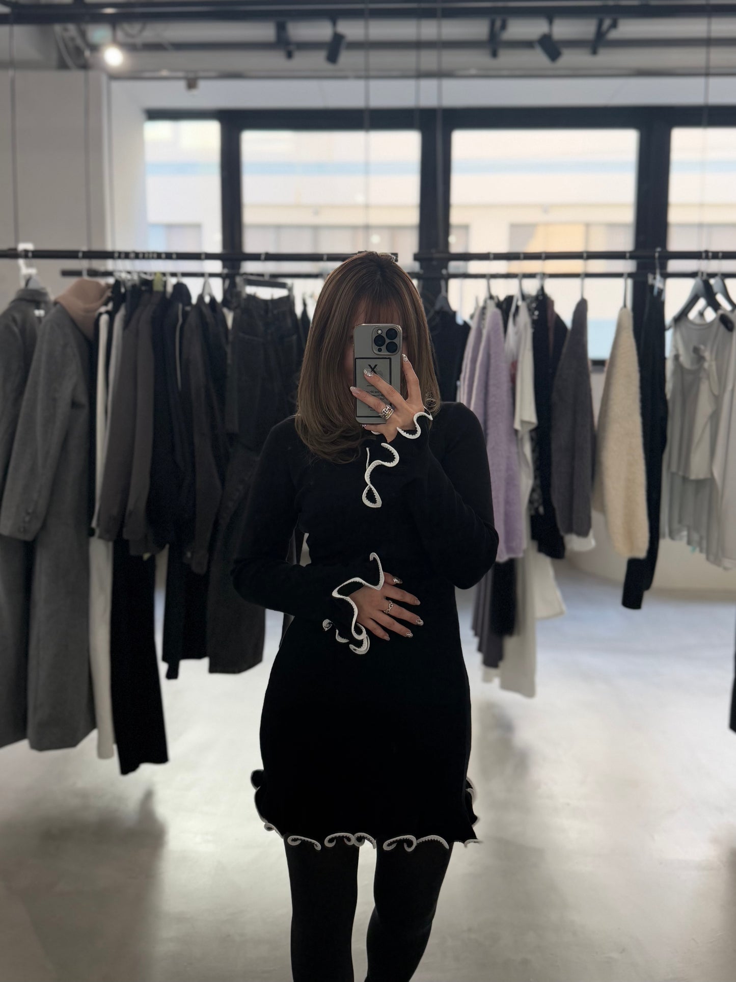 SHAKE FRILL DRESS "BLACK"