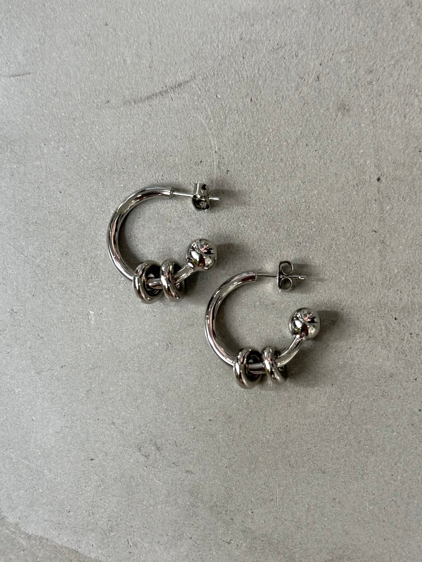 ALAN EARRINGS "SILVER"