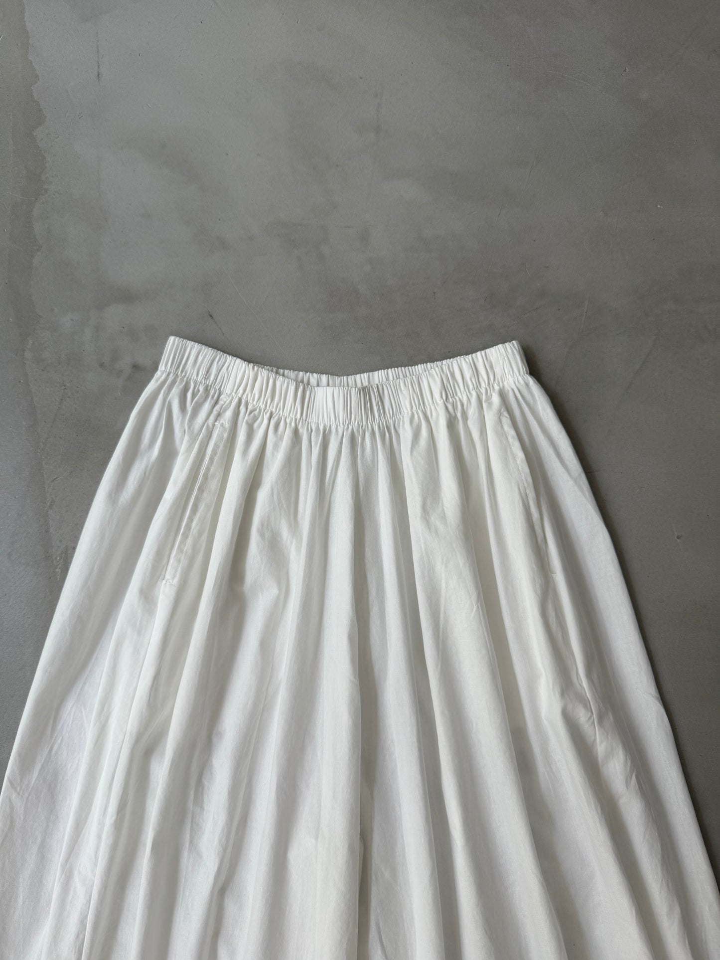 ALADDIN FIT PANT "WHITE"