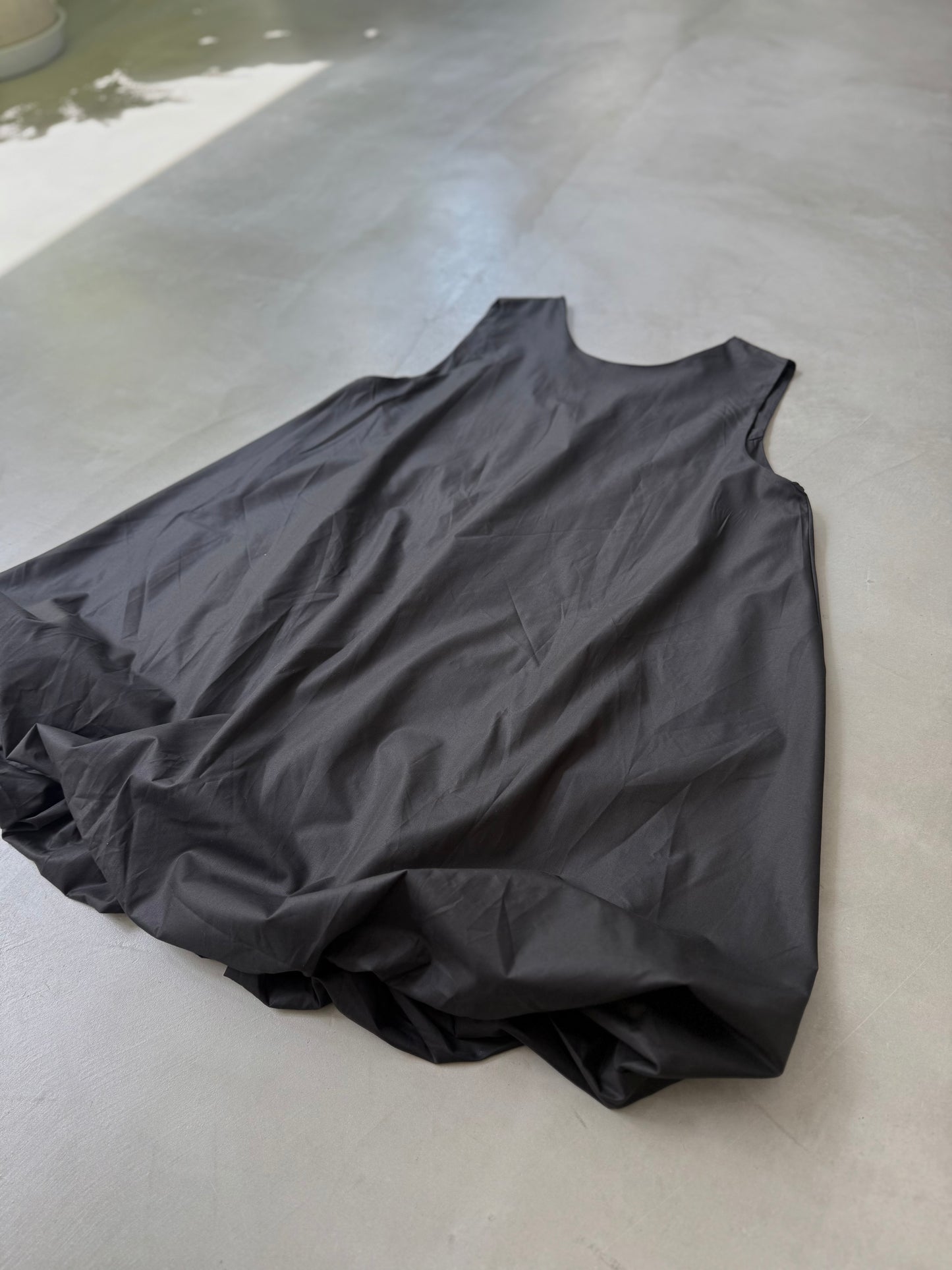 BALLON MINI DRESS "BLACK"