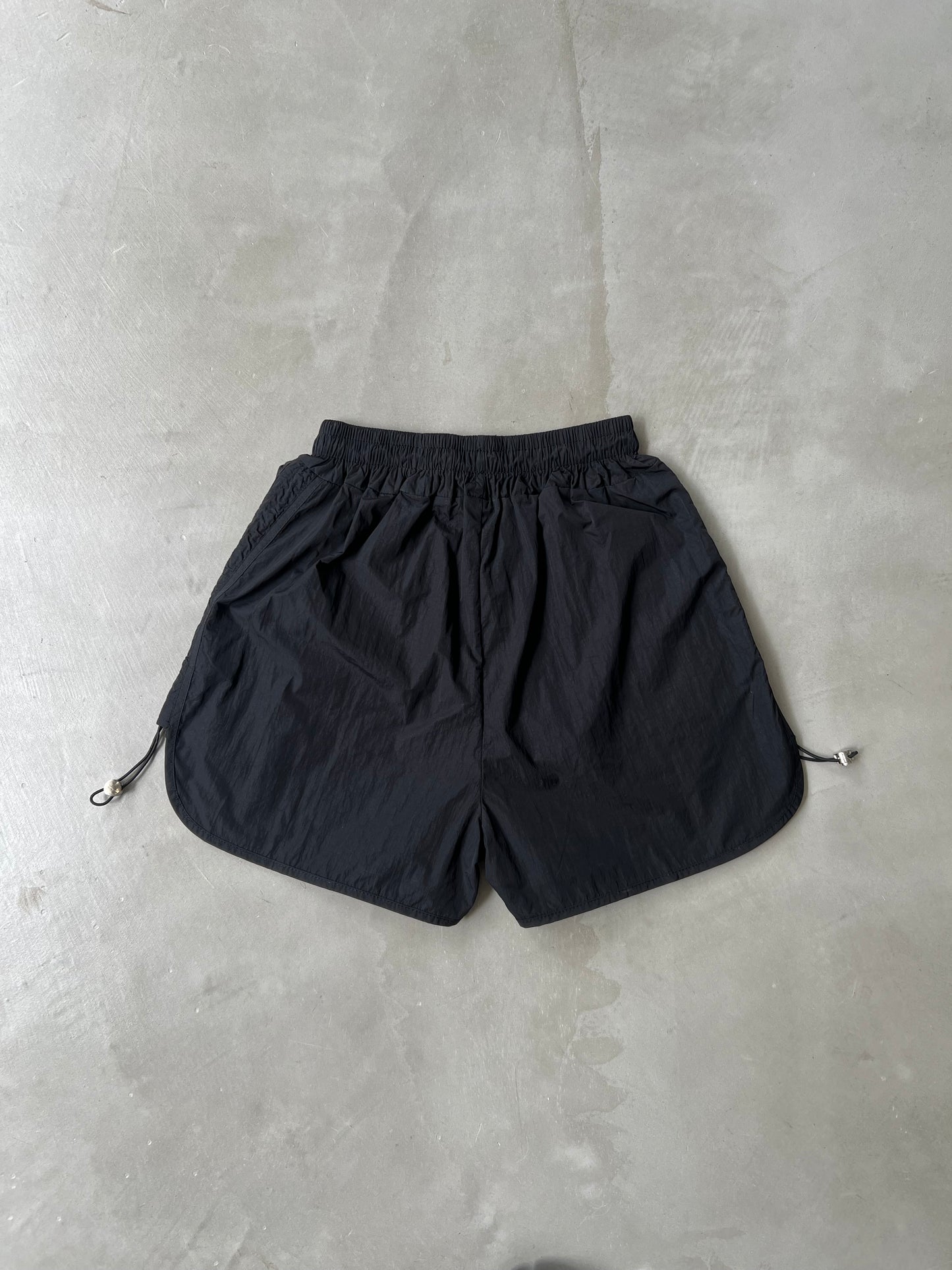 NYLON SHORT PANTS "BLACK"
