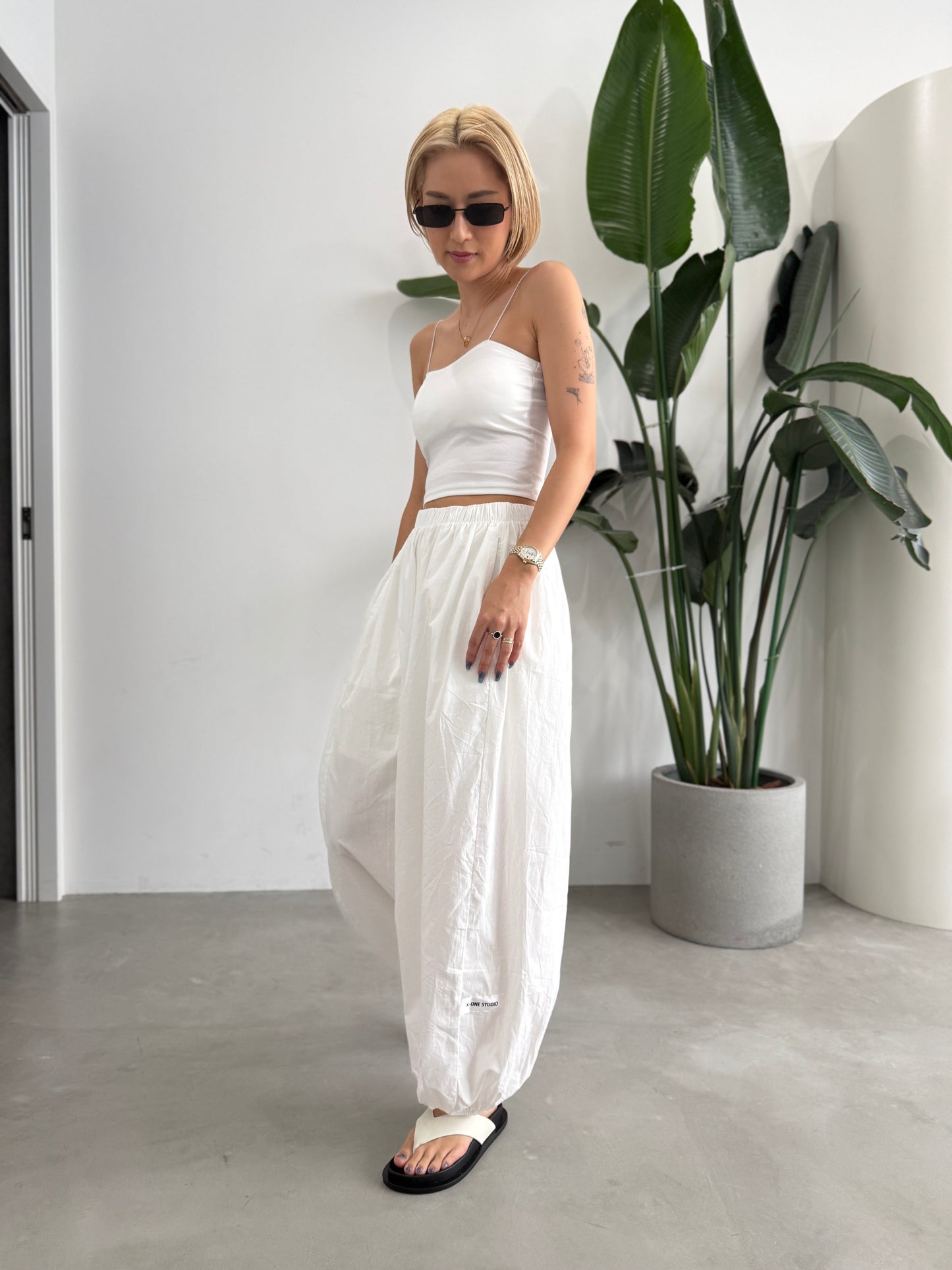 ALADDIN FIT PANT "WHITE"