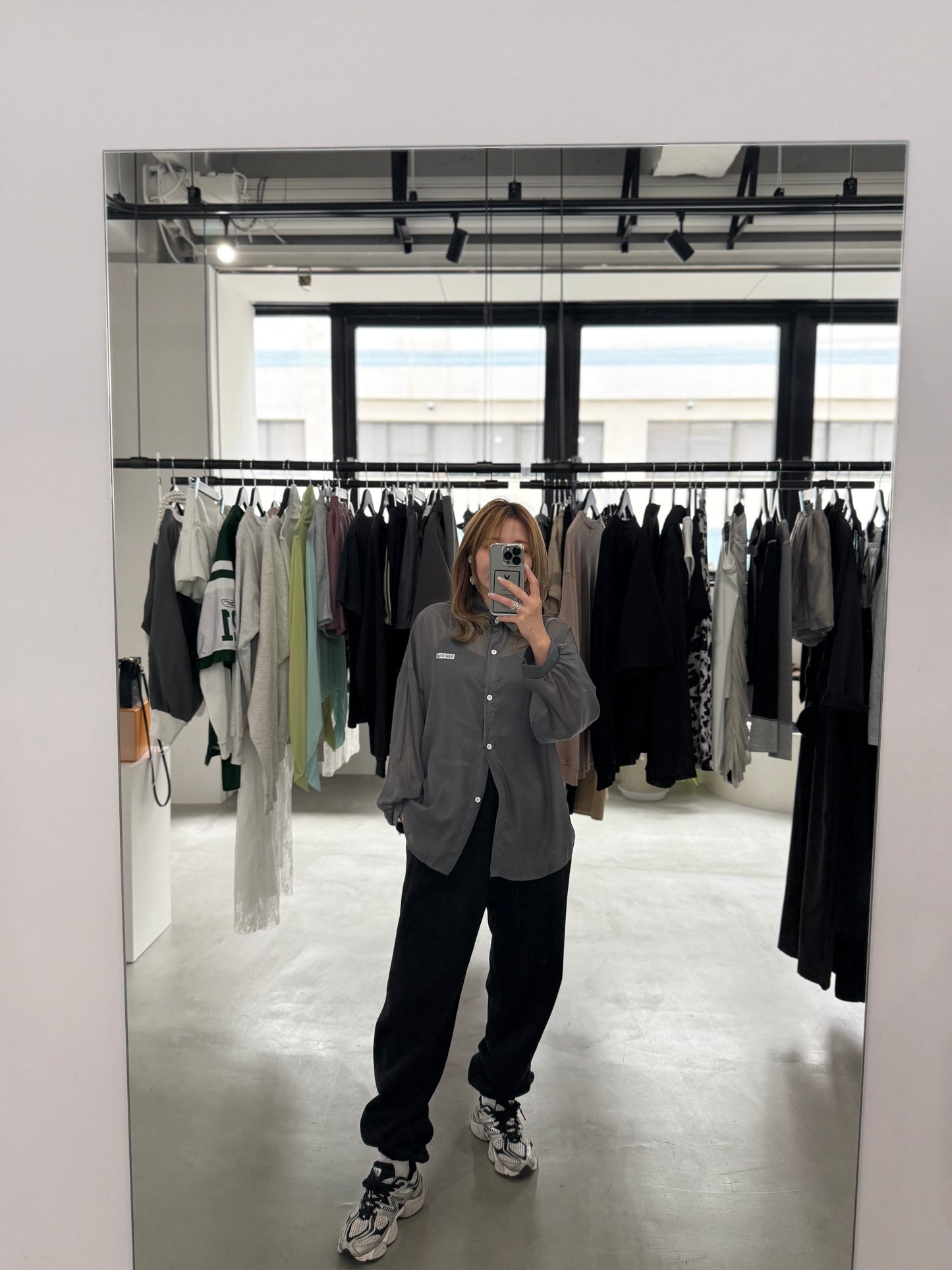 AIRY SHEER SHIRT "GRAY"