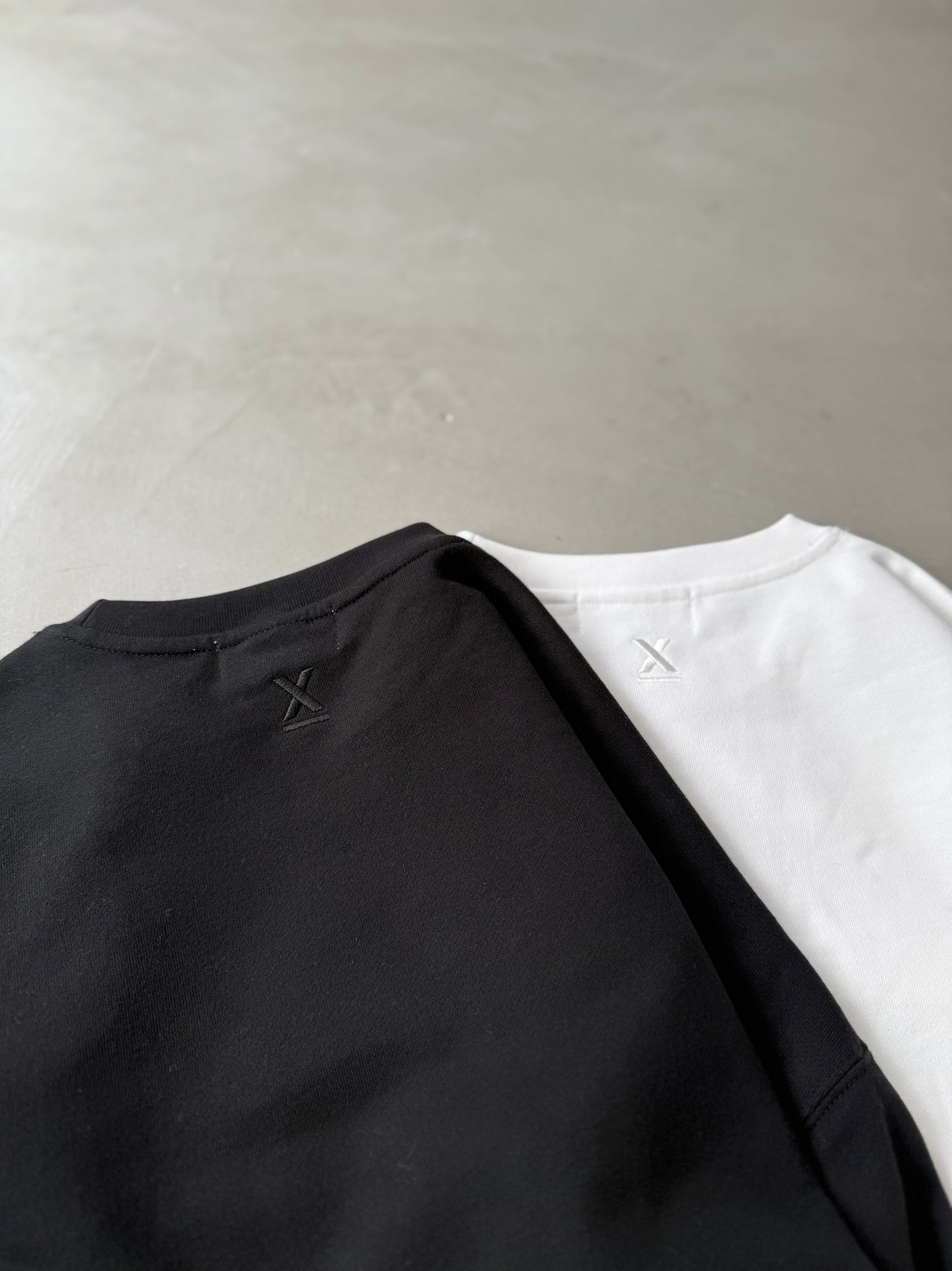 10.0oz LONG TEE "WHITE"