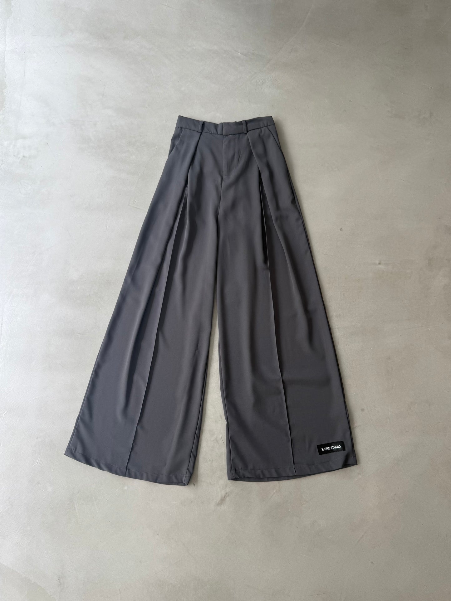 W TUCK WIDE PANTS "GRAY"