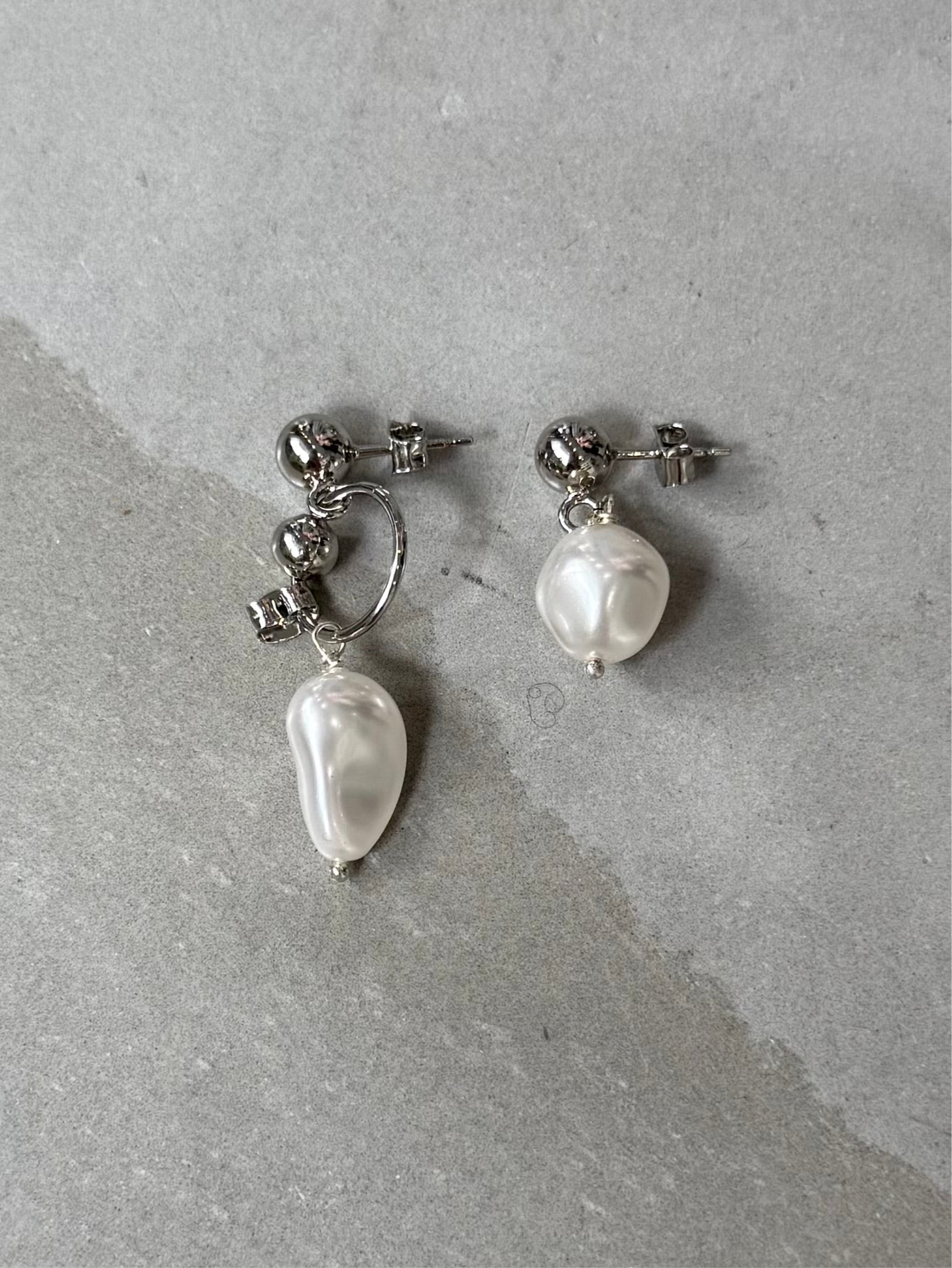 RICHIE EARRINGS