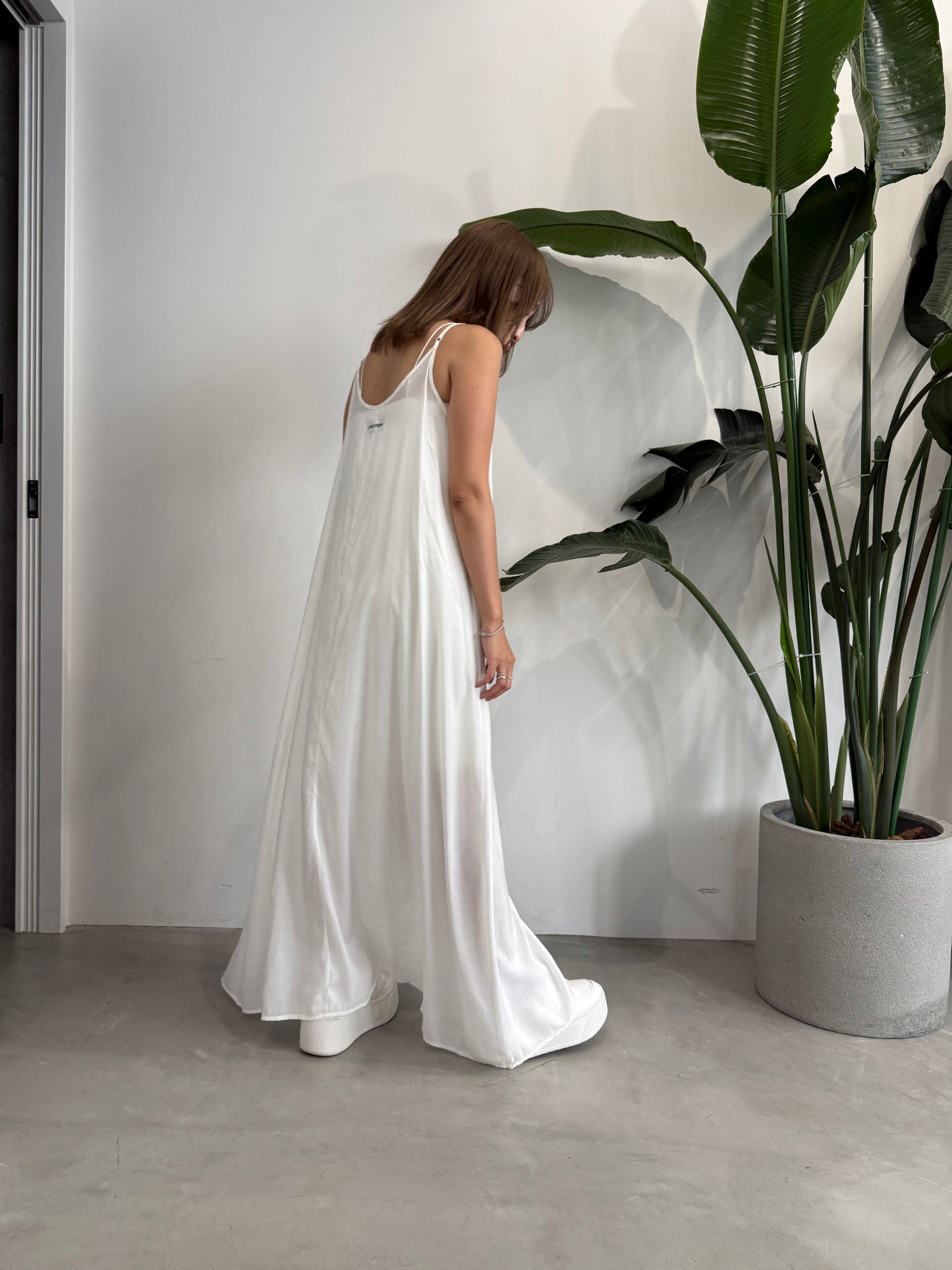 SATIN LONG DRESS "WHITE"