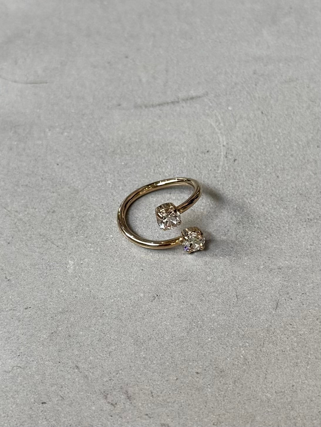 JUNO GOLD MID-RING "GOLD"