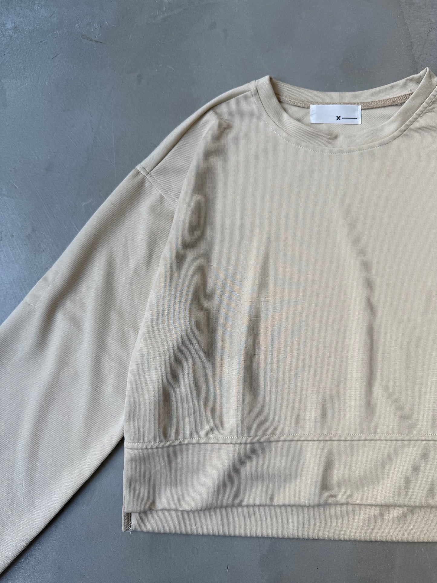 CUT OUT SWEAT SETUP "SAND"