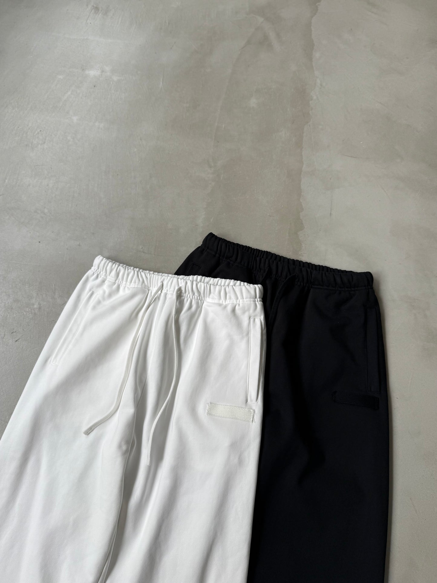 10.0oz LOOSE WIDE SWEAT "BLACK"