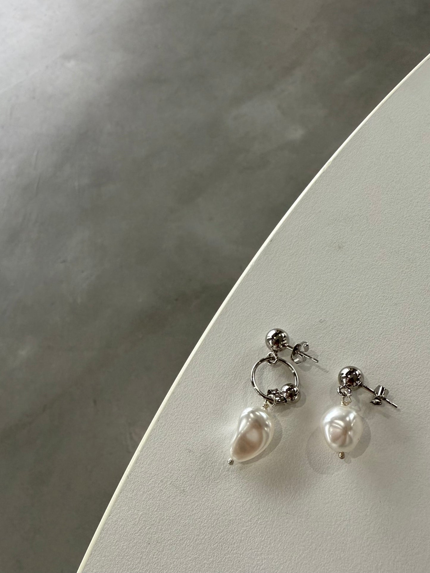 RICHIE EARRINGS