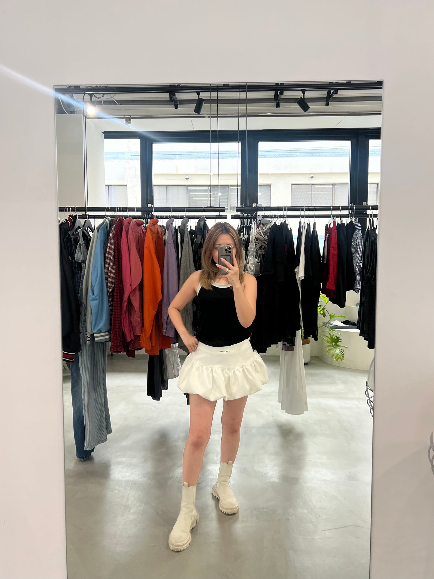 VOLUME WHIP SKIRT "WHITE"