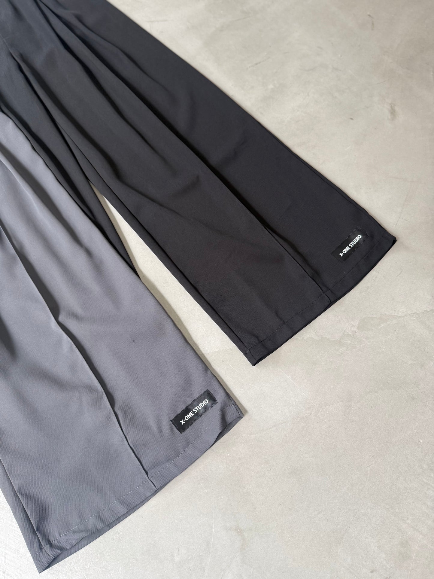 W TUCK WIDE PANTS "GRAY"