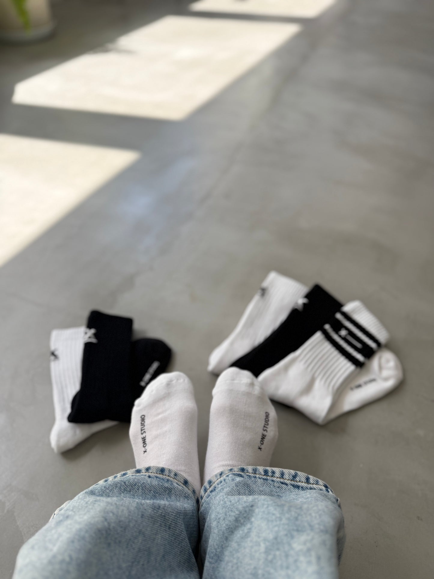 X-ONE LOGO SOCKS "BLACK"
