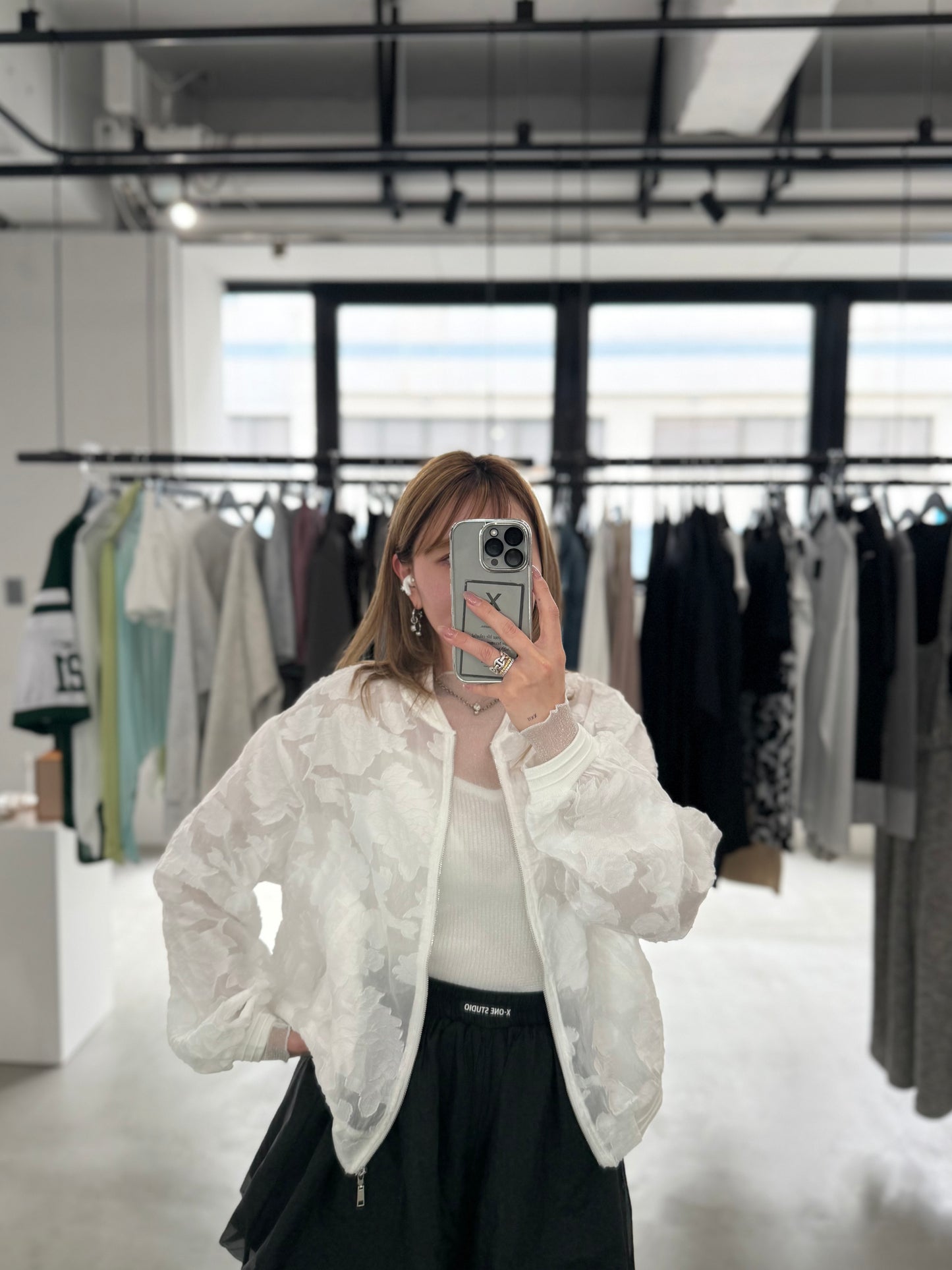 SHEER BOULSON "WHITE"