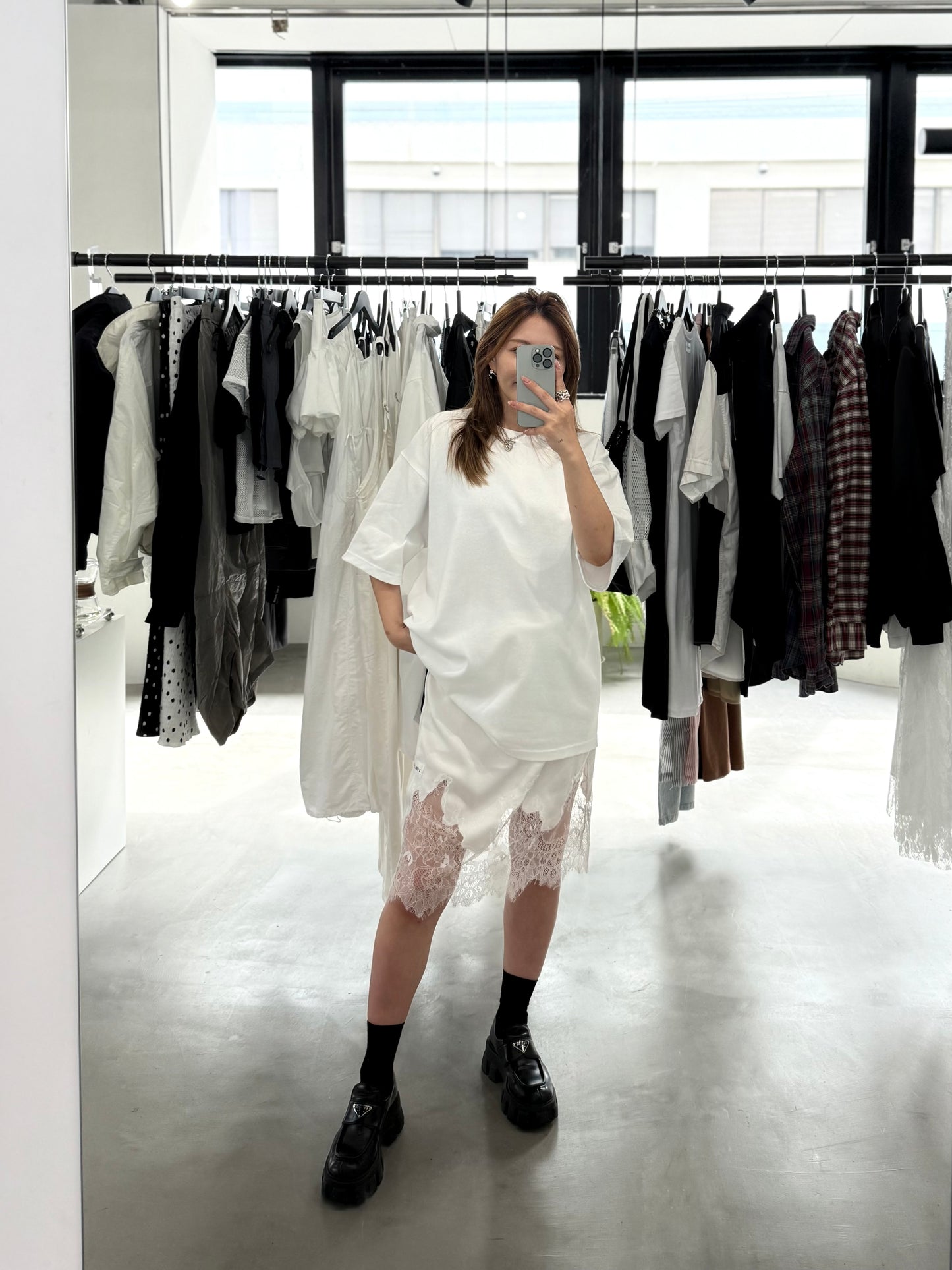 SATIN LACE SKIRT "WHITE"