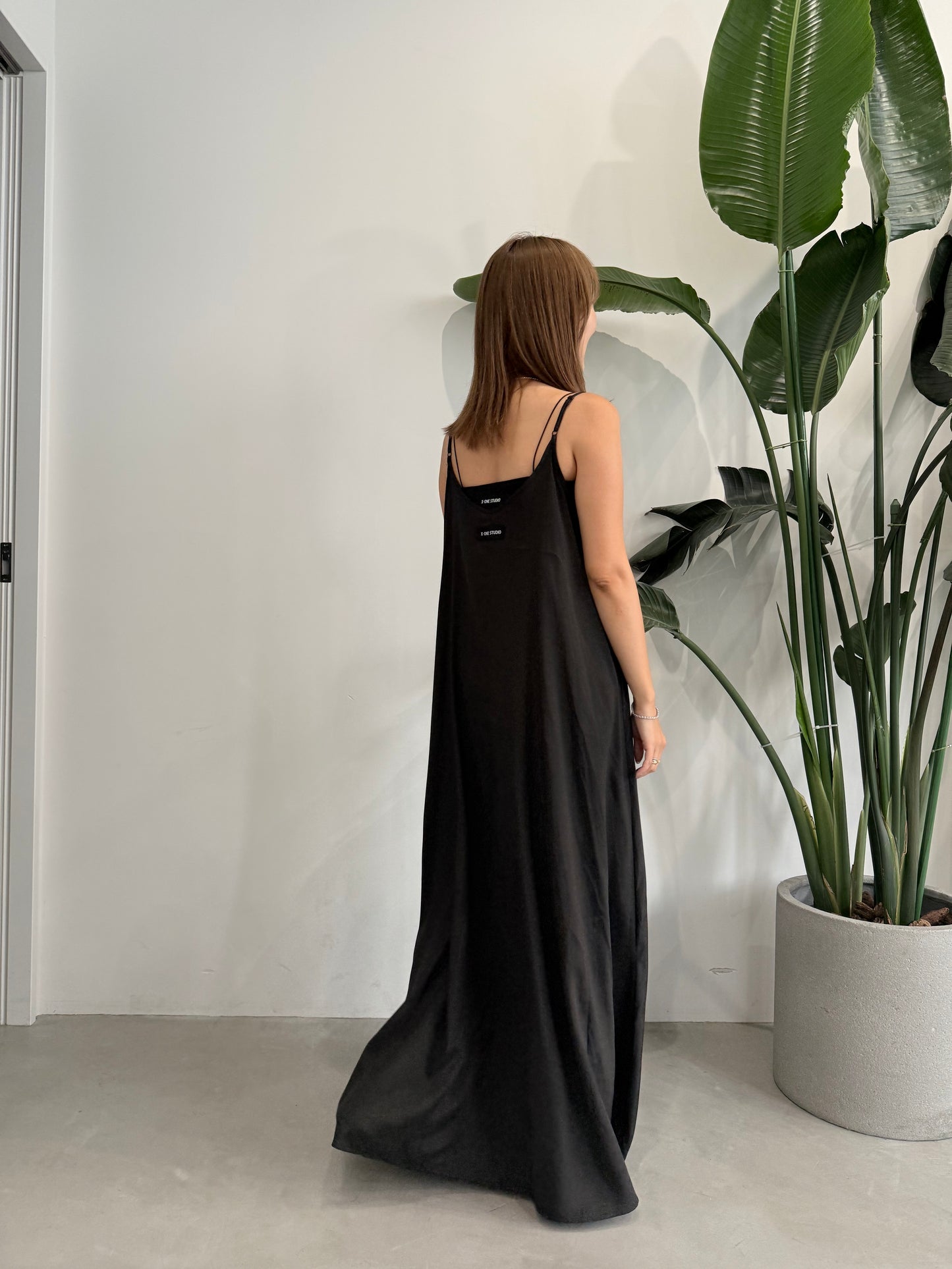 SATIN LONG DRESS "BLACK"