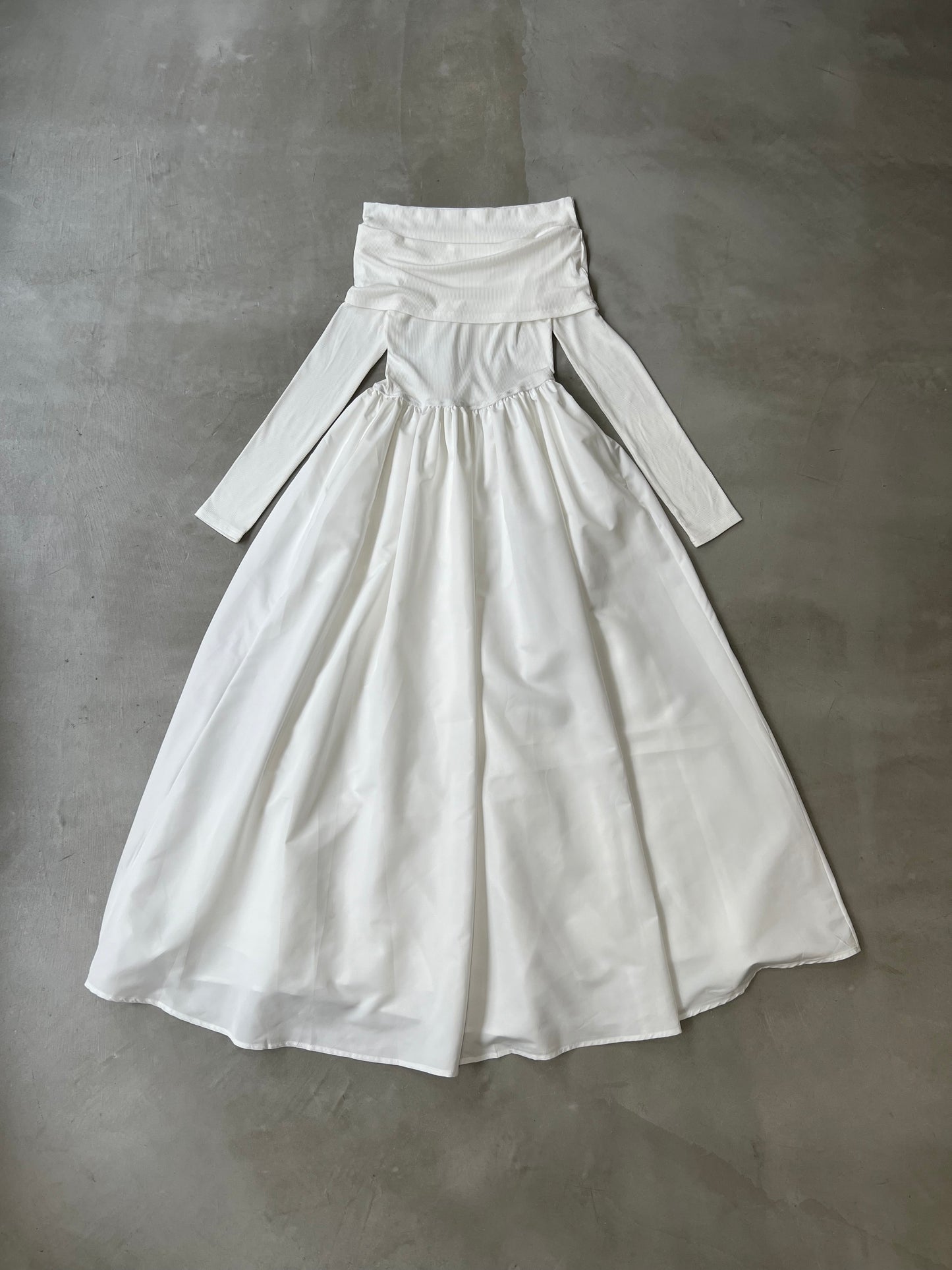 DROP SHOULDER DREES "WHITE"