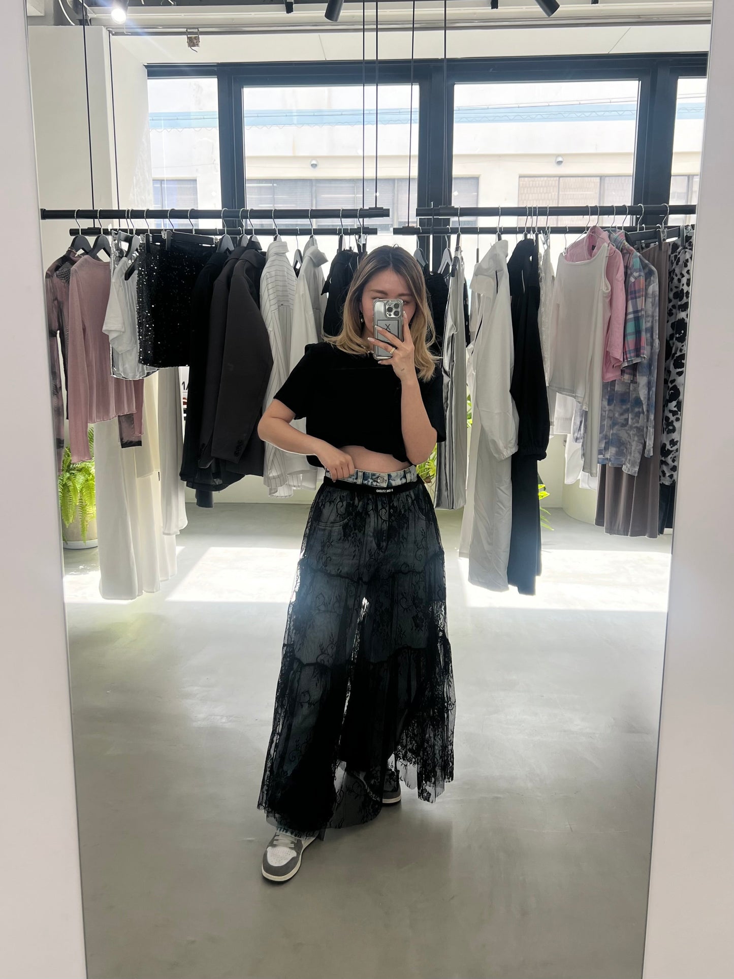 LAYERED LACE SKIRT "BLACK"