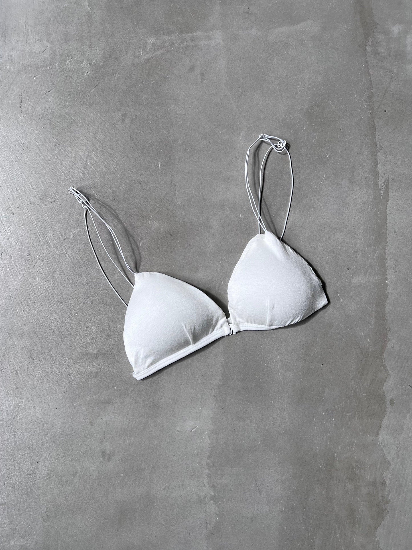 FRONT ROCK BRA "WHITE"