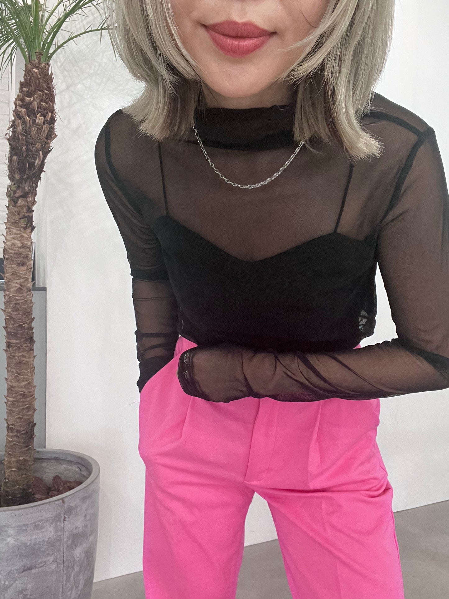 SHEER TOP "BLACK"