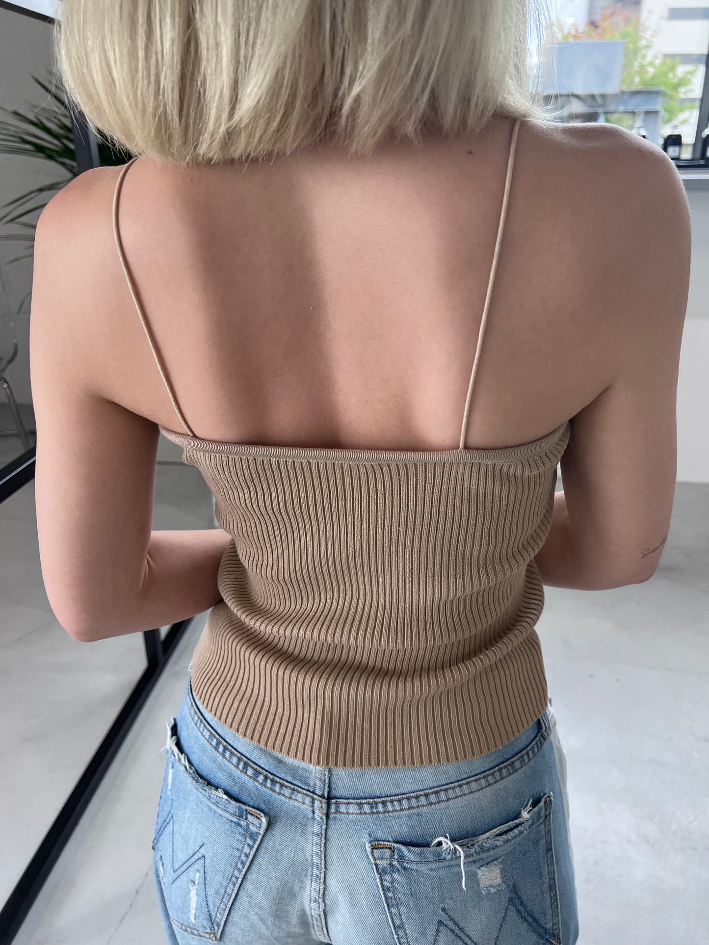 SPAGHETTI STRAP RIB CAMISOLE "MILK TEA"