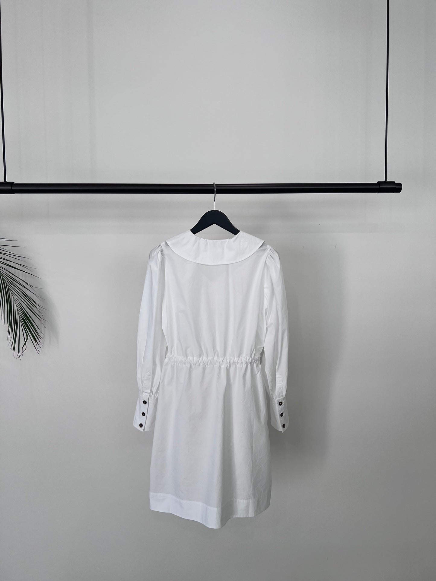 【GANNl】Cotton poplin V-neck dress