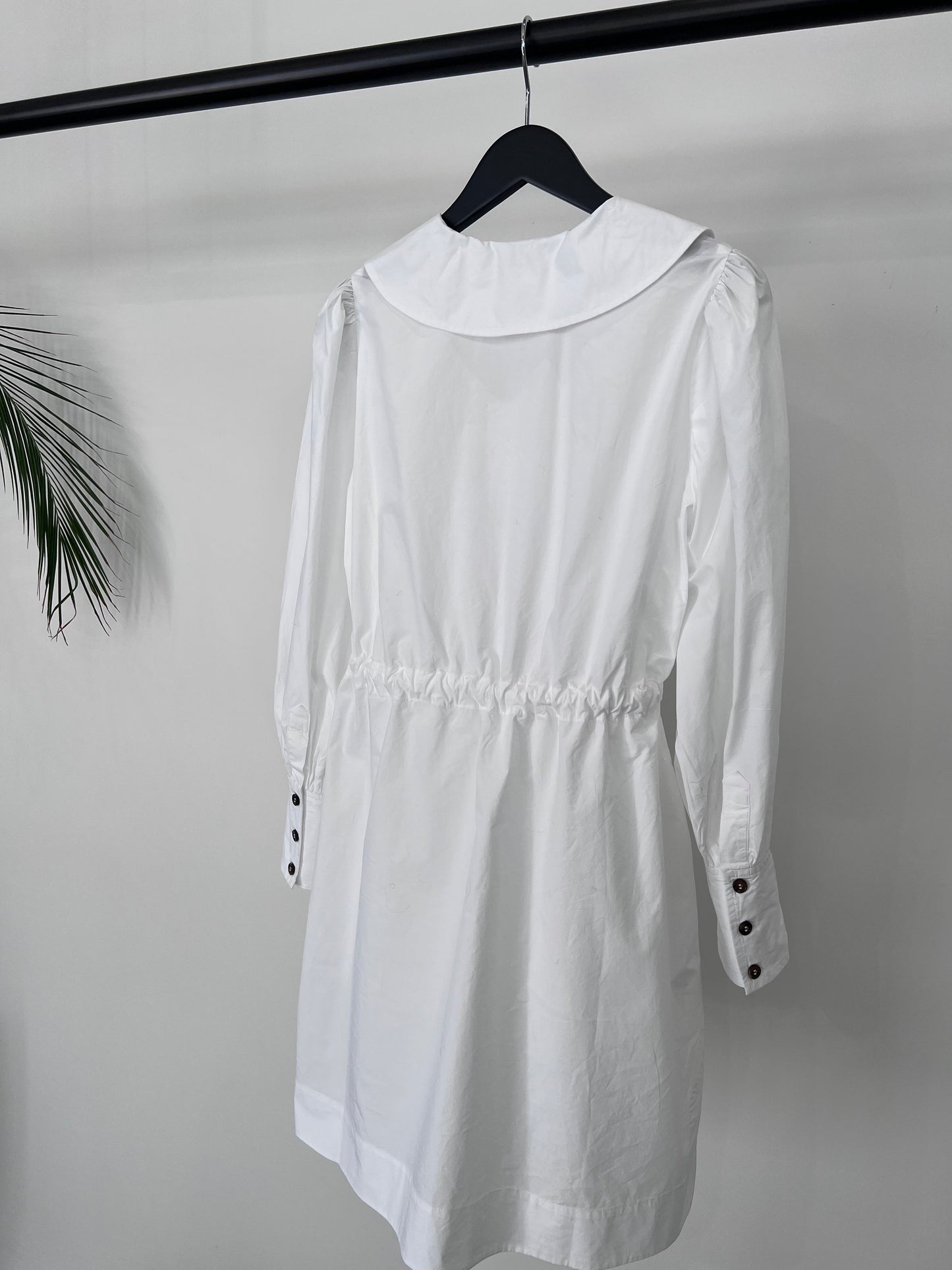 【GANNl】Cotton poplin V-neck dress