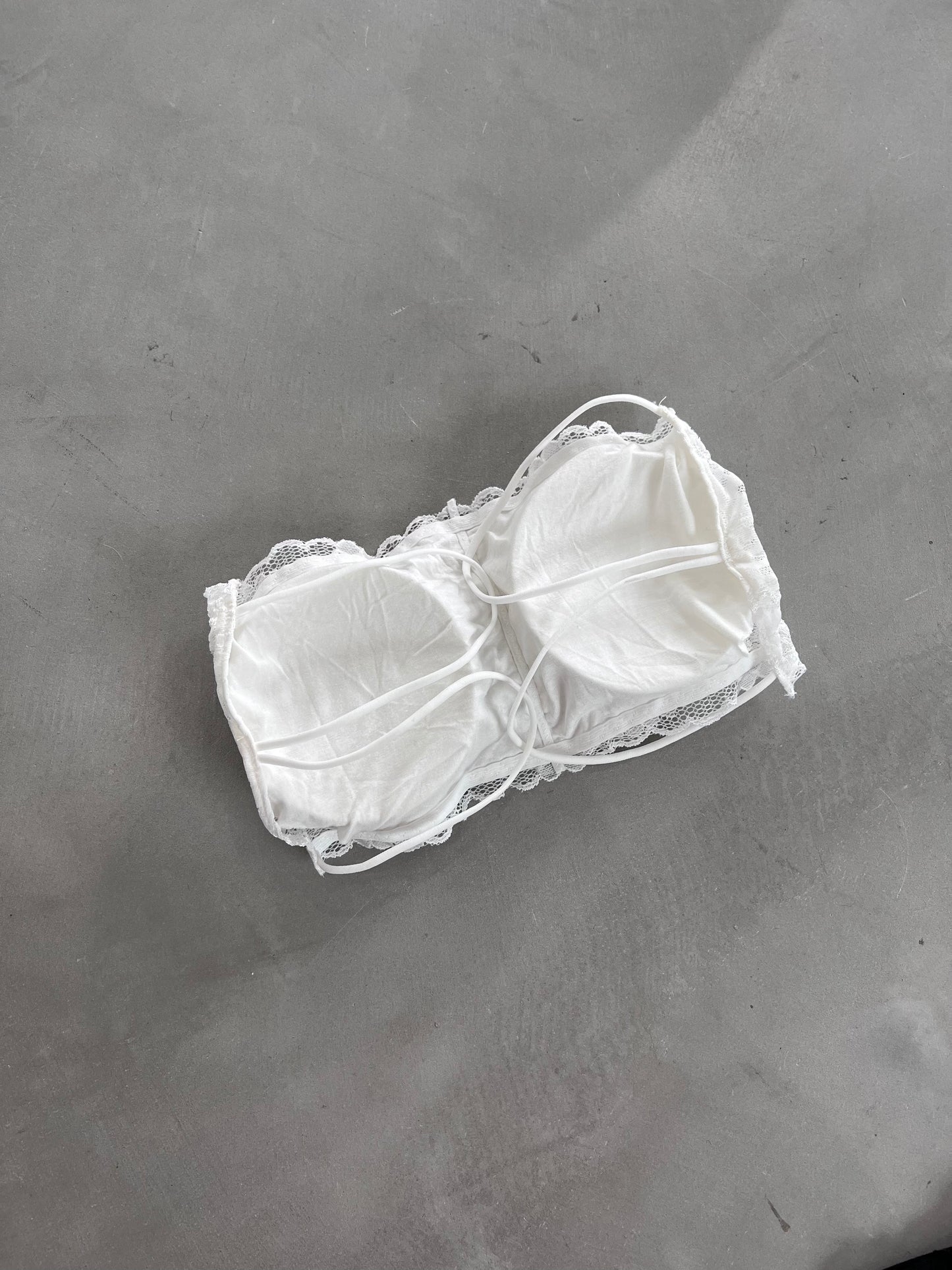 LACE BRA TOP "WHITE"