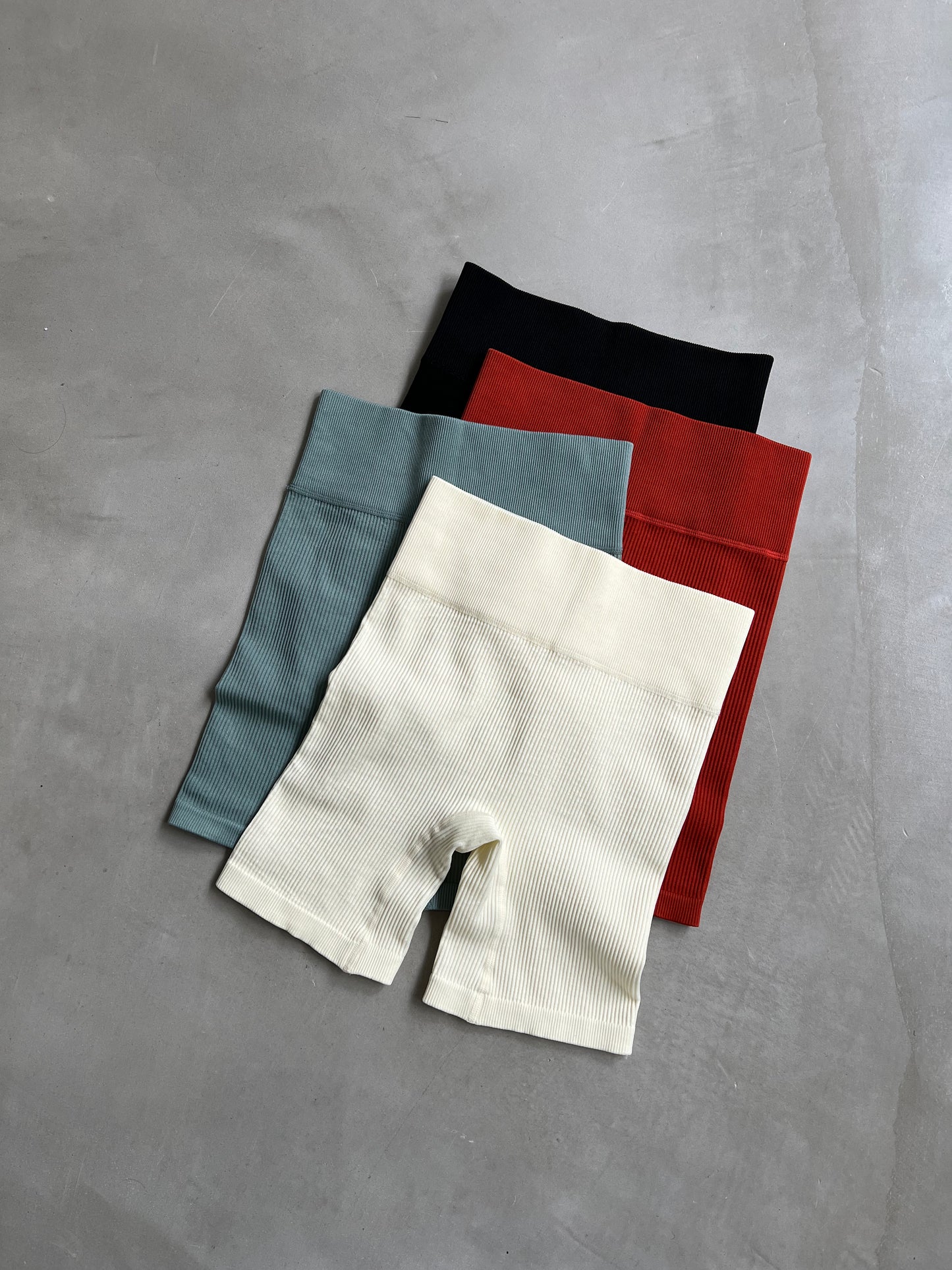 BIKER SHORTS