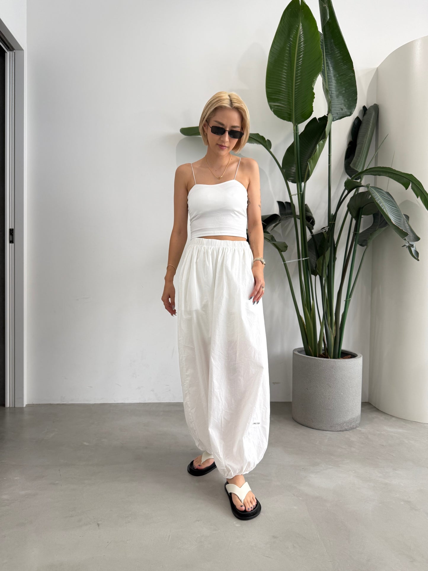 ALADDIN FIT PANT "WHITE"