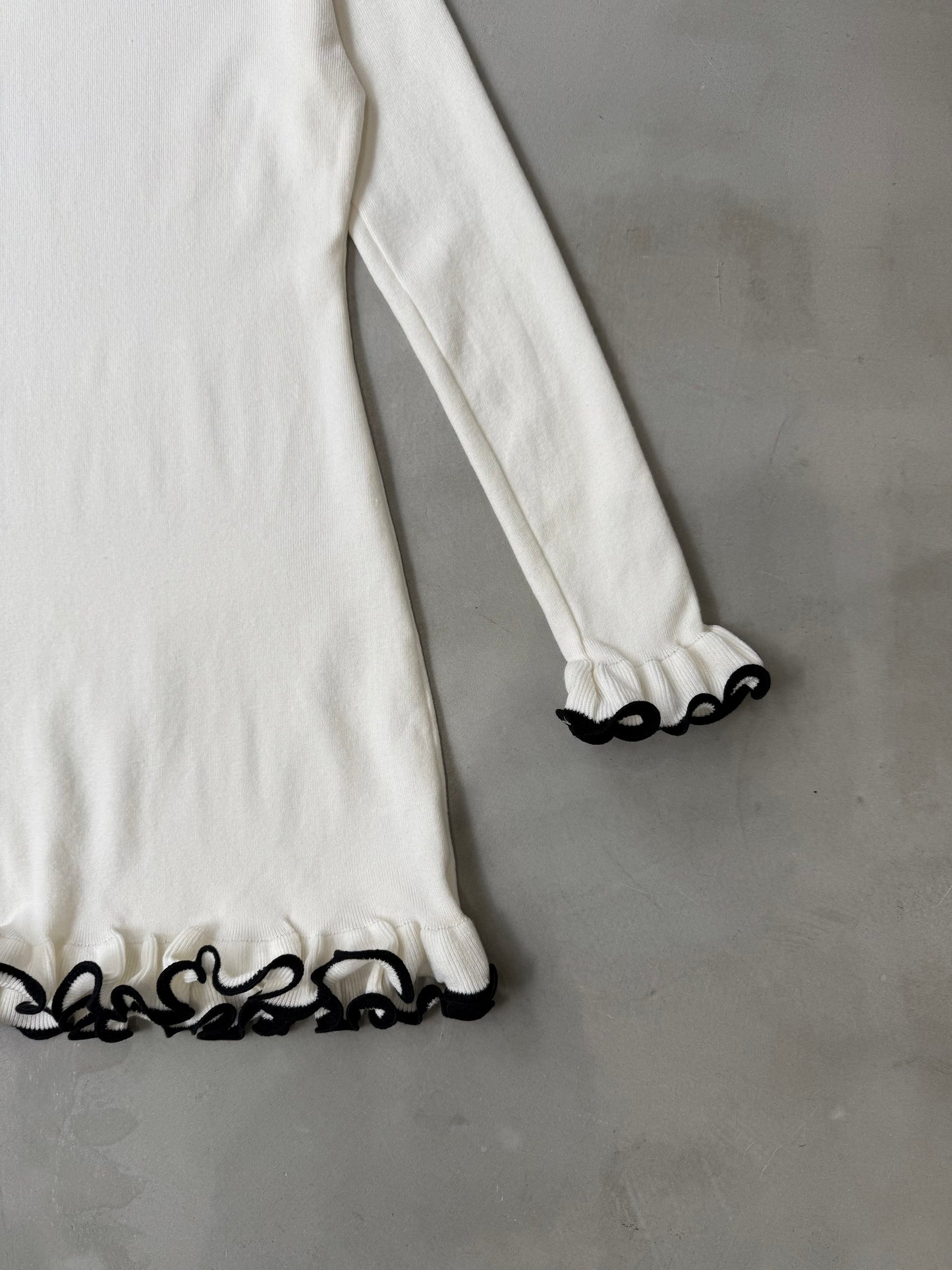 SHAKE FRILL DRESS "WHITE"
