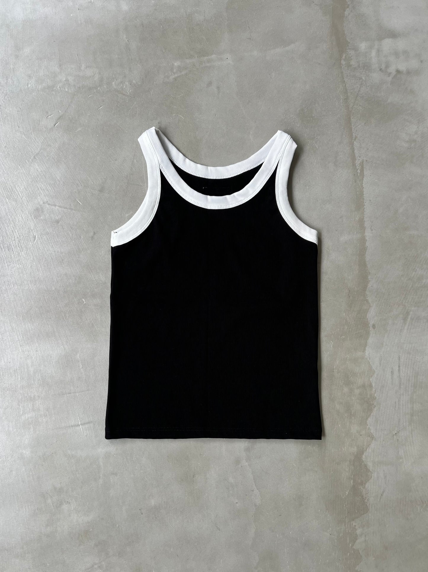 MONO TANK "BLACK"