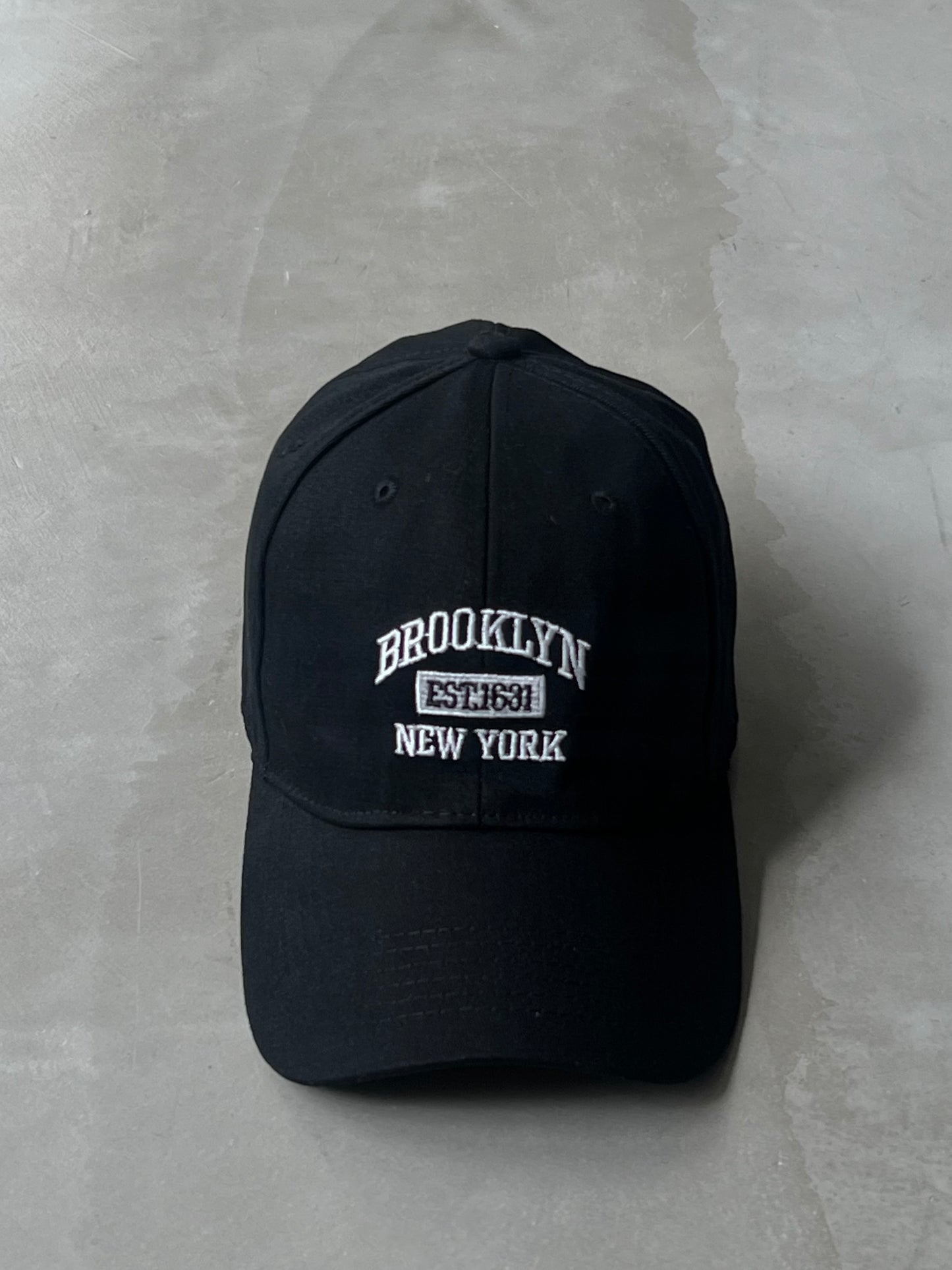 BROOKLYN CAP "BLACK"